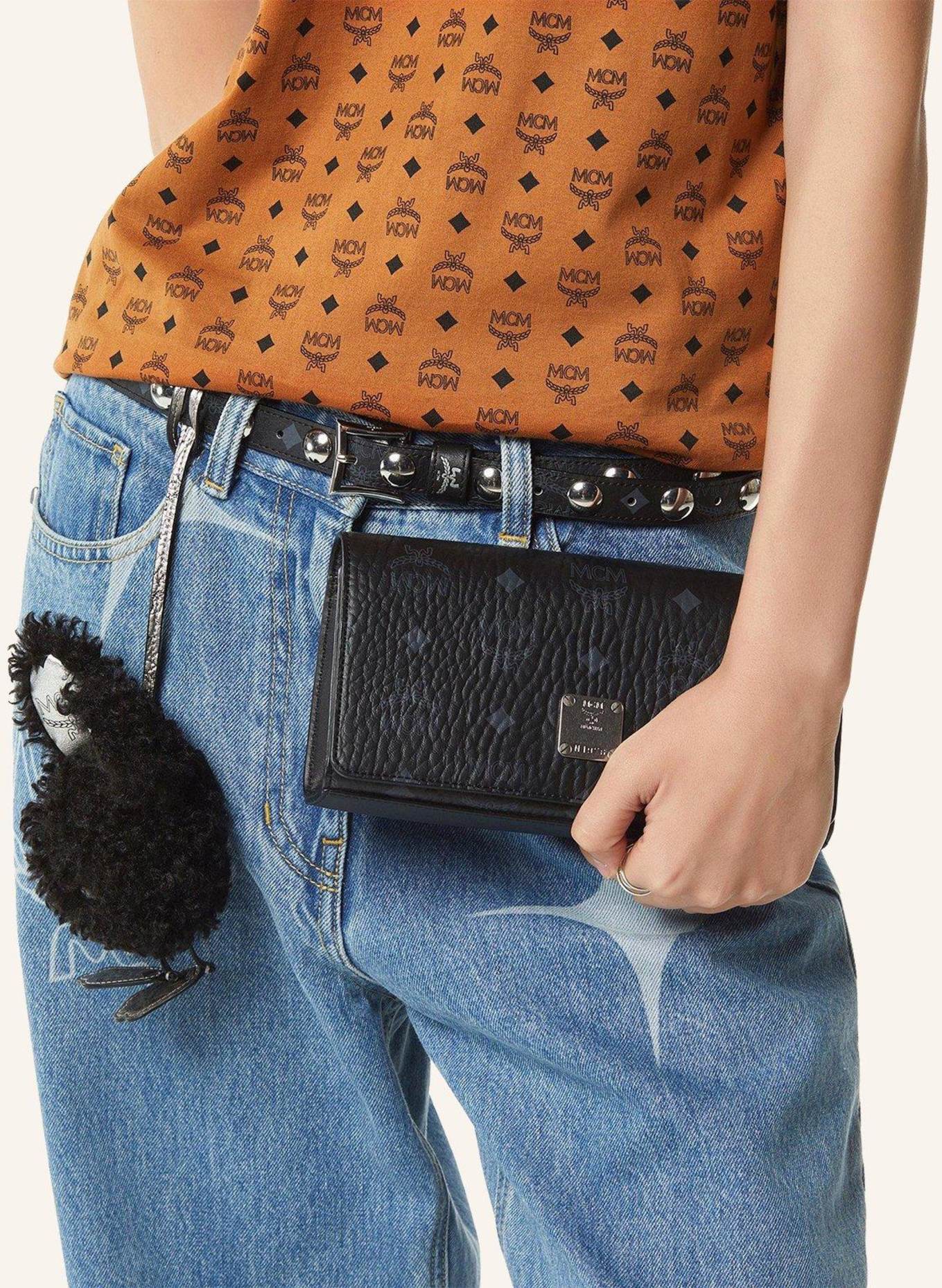 MCM Umhängetasche VISETOS: BLACK