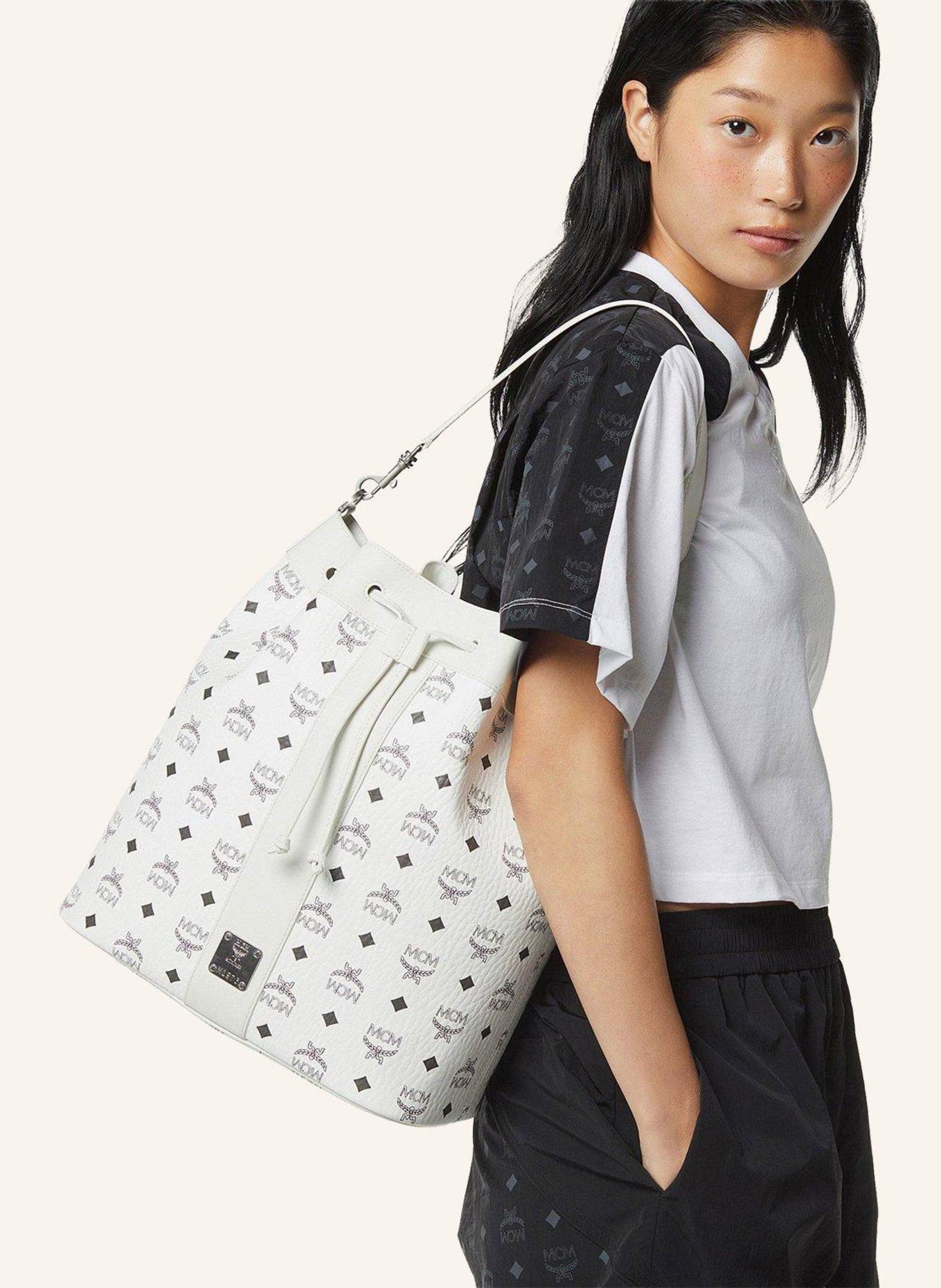 MCM Beuteltasche DESSAU IV mit Pouch: WEISS