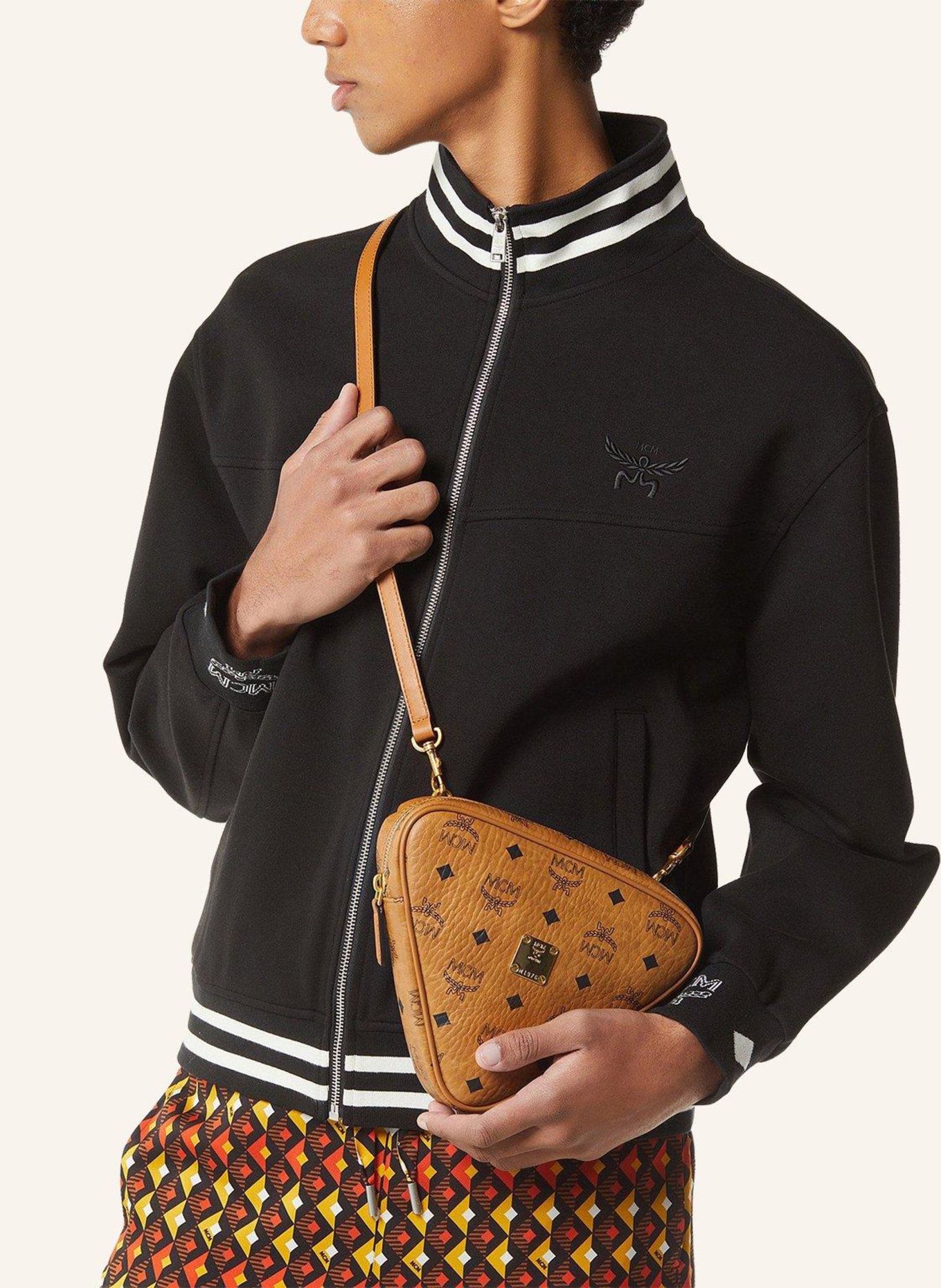 MCM Pouch: COGNAC