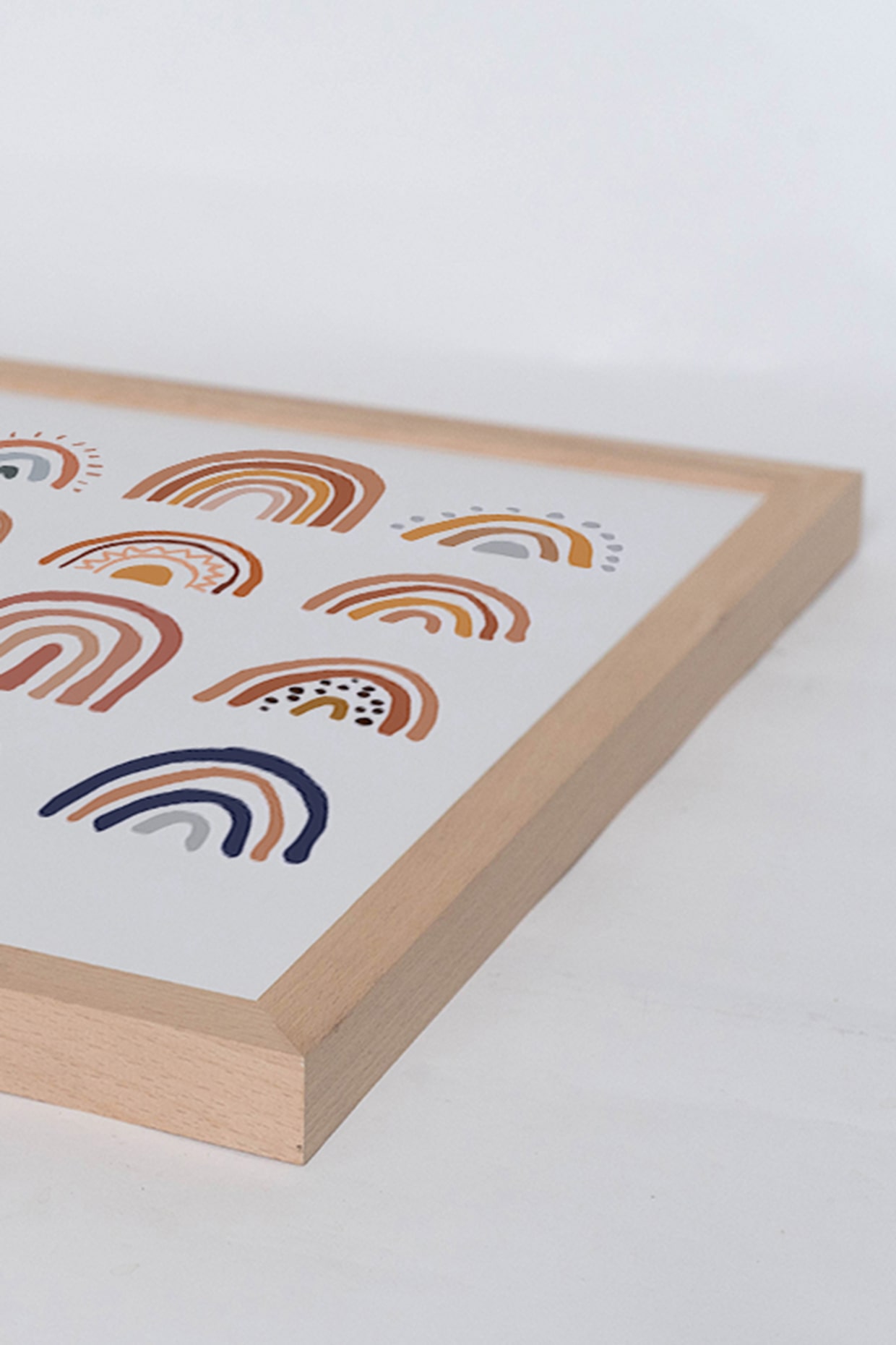 Milan Moon Wandbild ALLE REGENBÖGEN mit Rahmen: HELLBRAUN