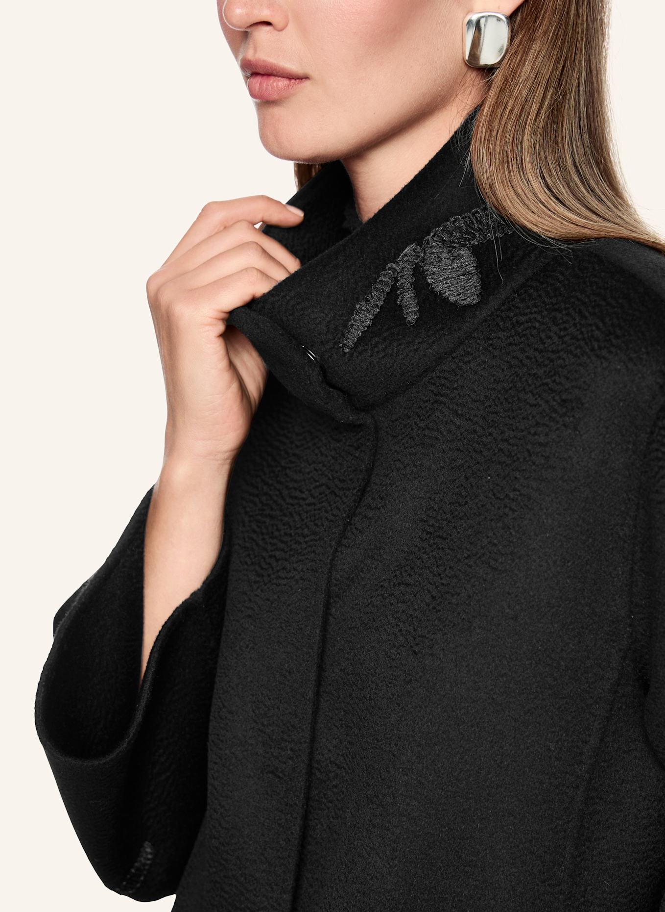 MARC CAIN Outdoor-Jacke: SCHWARZ