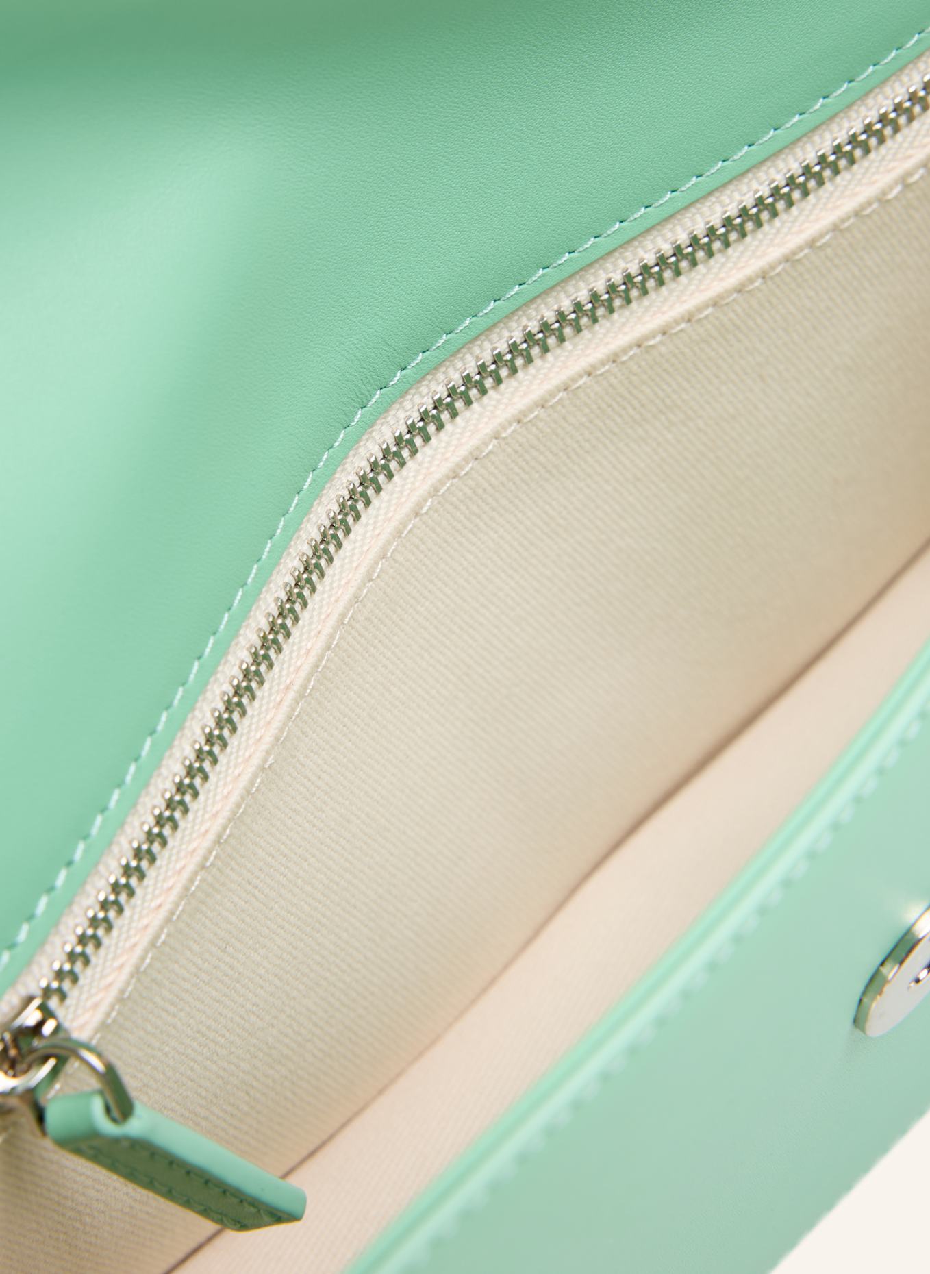 MARC CAIN Schultertasche: HELLGRÜN