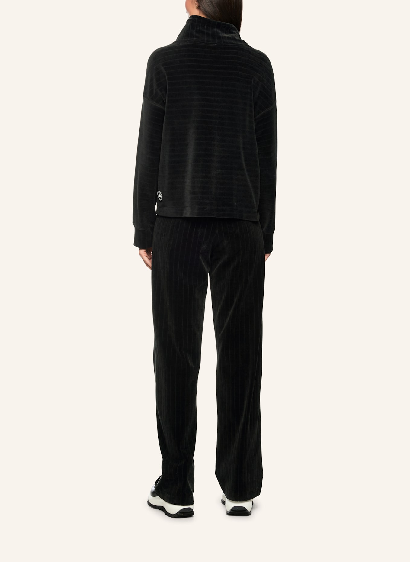 MARC CAIN Sweat-Shirt: SCHWARZ