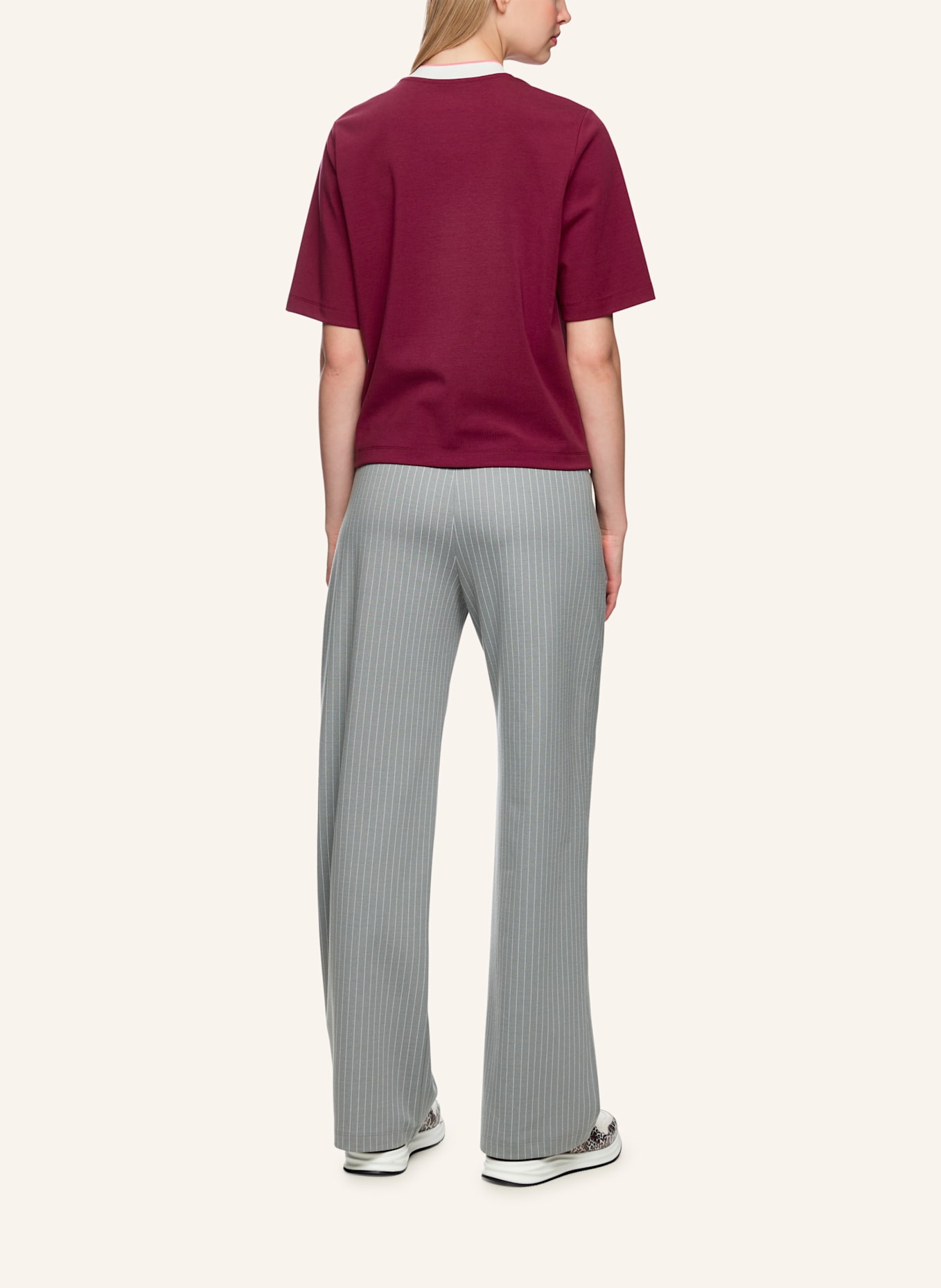 MARC CAIN T-Shirt mit Schmucksteinen: ROT