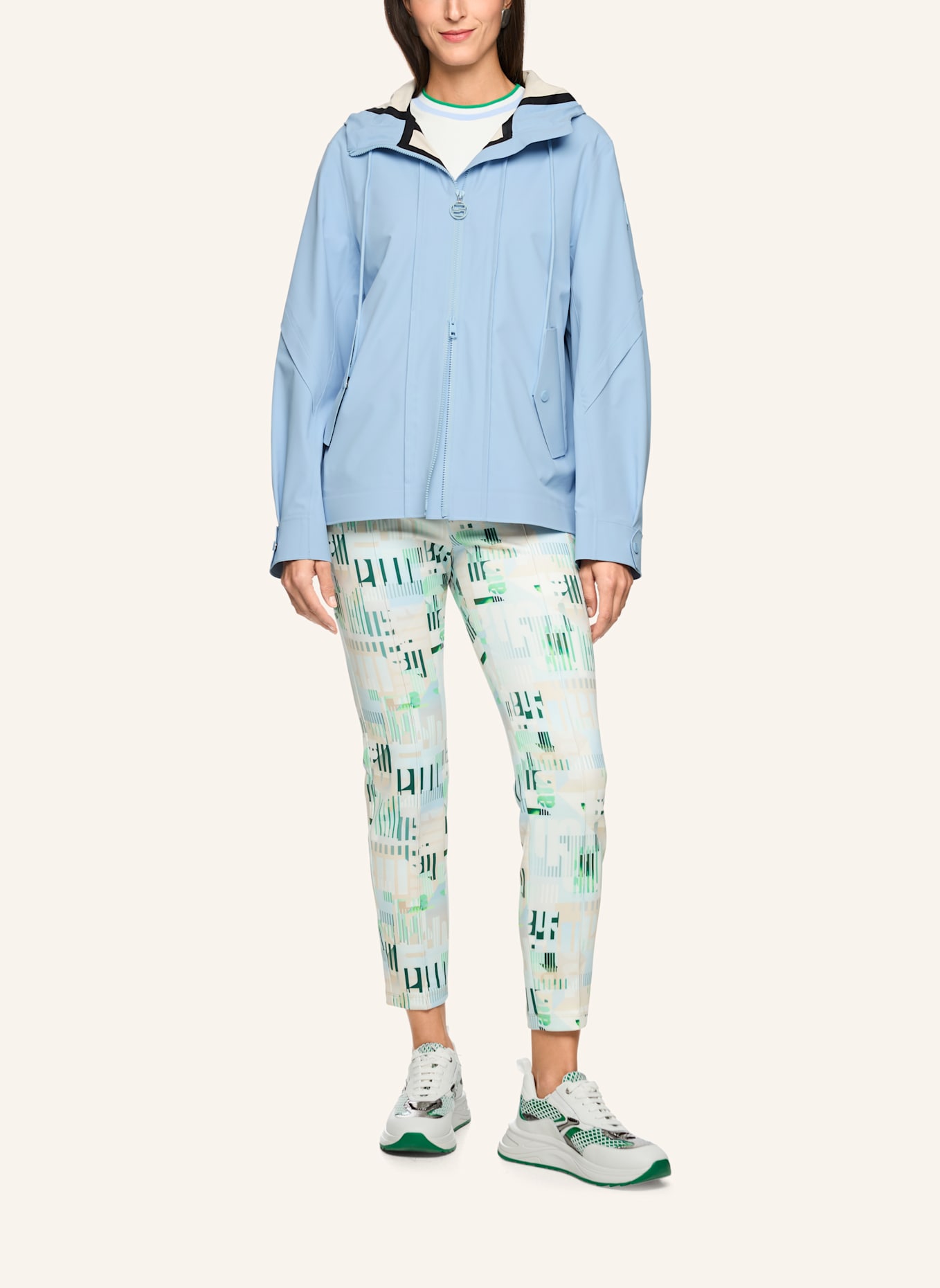 MARC CAIN Jacke: HELLBLAU