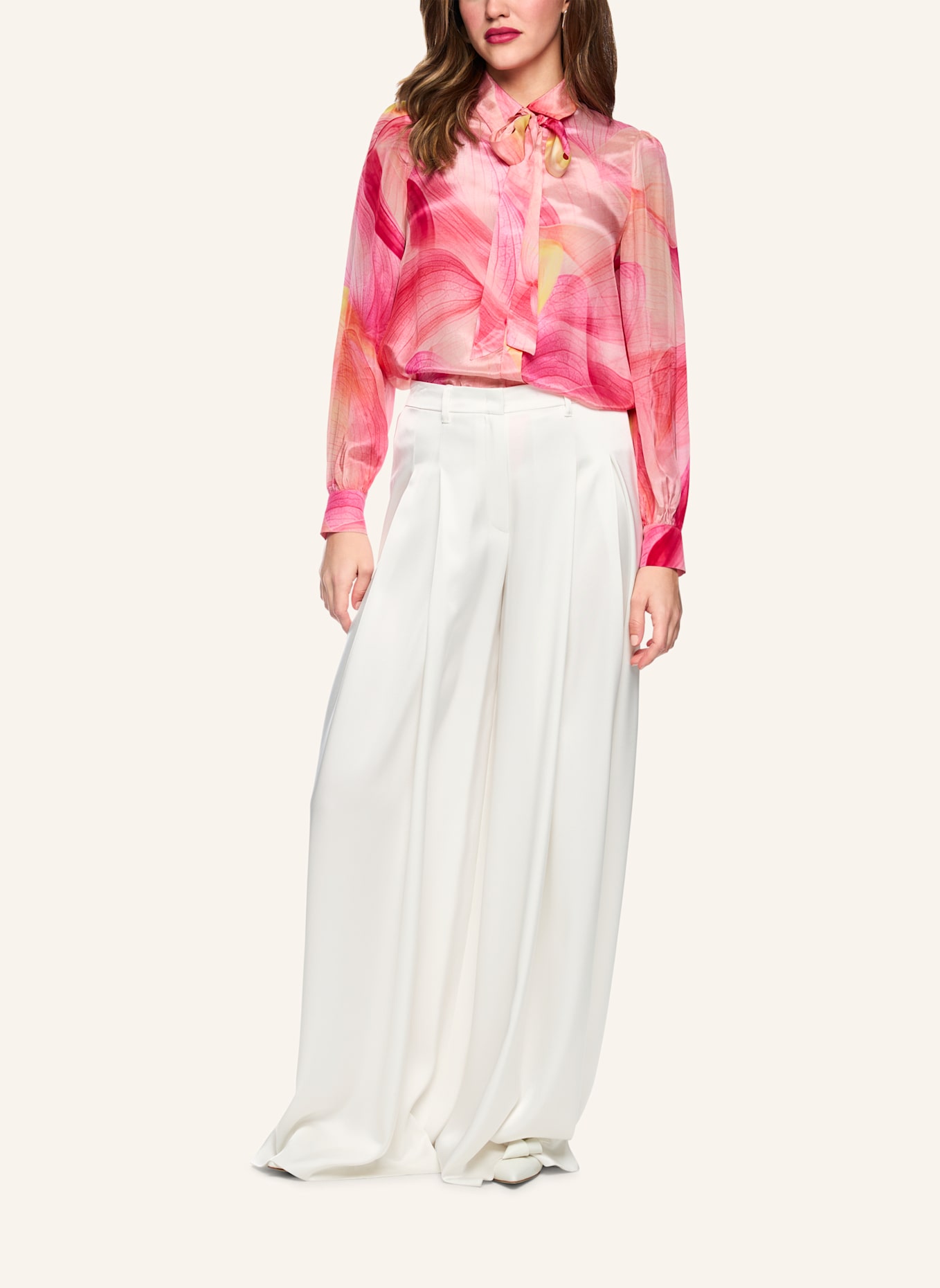 MARC CAIN Marlenehose WARANGAL aus Satin: WEISS/ CREME