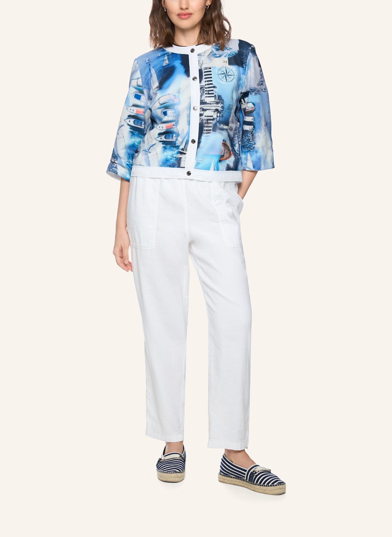 MARC CAIN Jacke: HELLBLAU