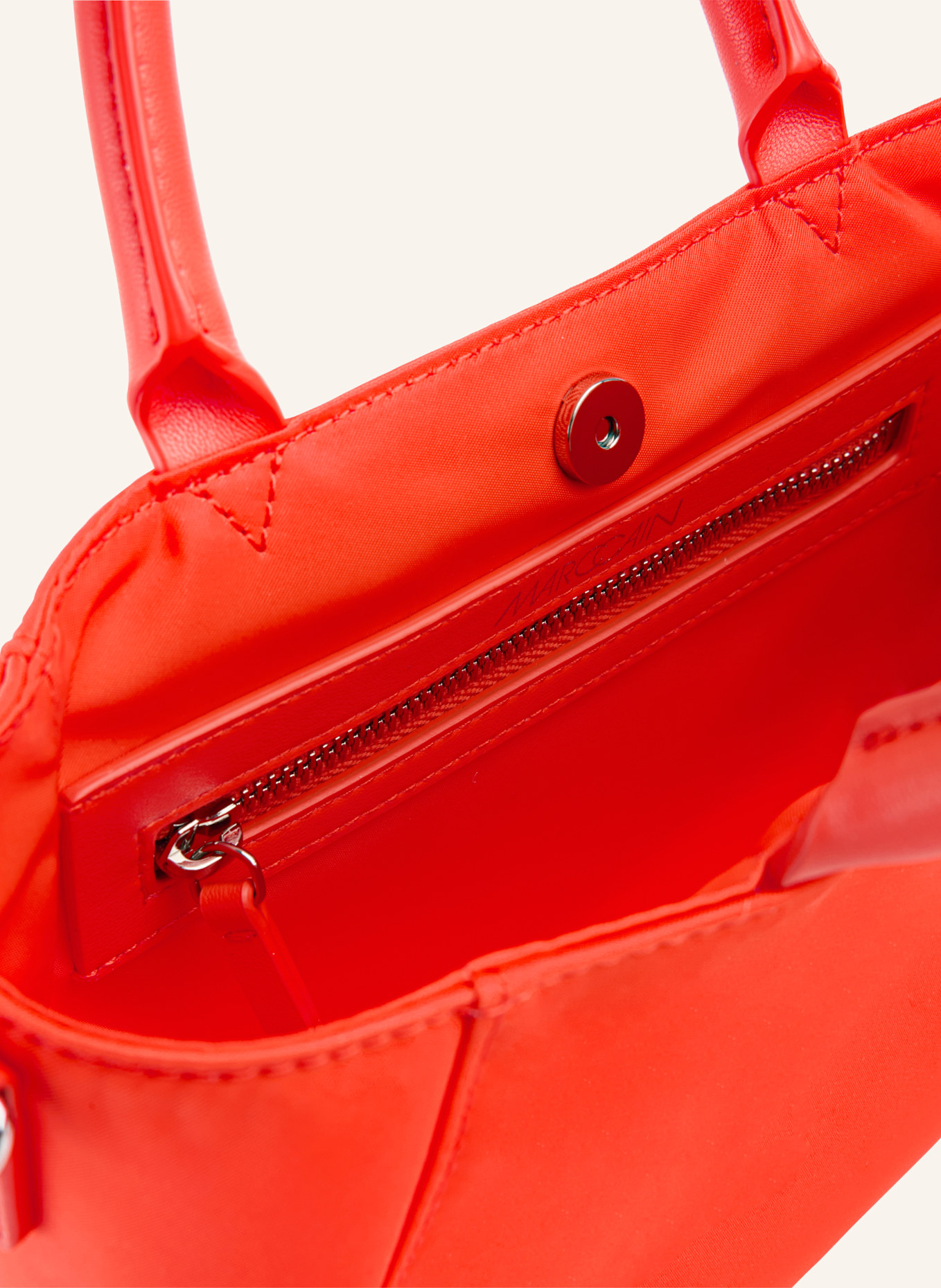 MARC CAIN Schultertasche: ROT