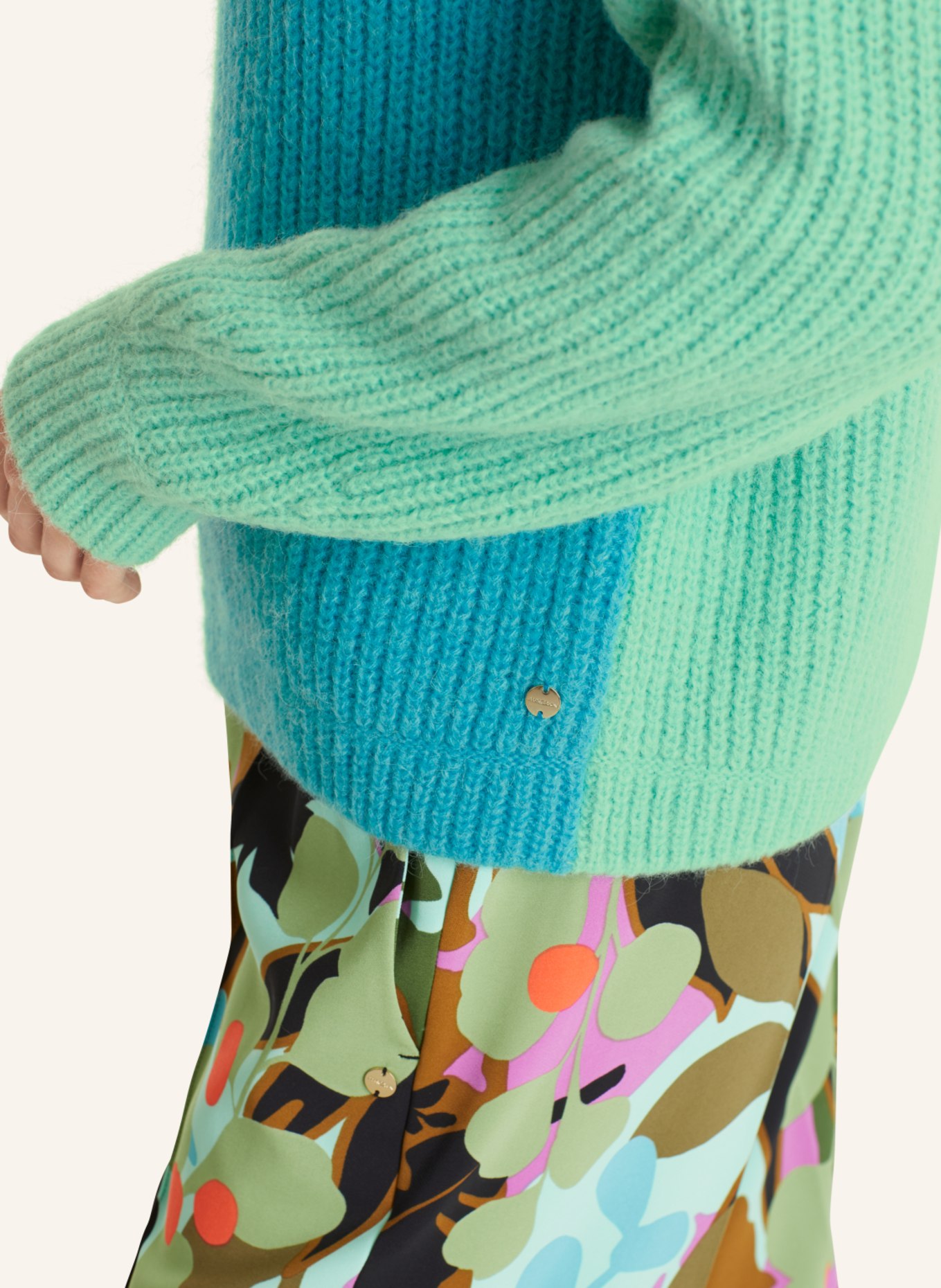 MARC CAIN Pullover, Farbe: GRÜN (Bild 3)