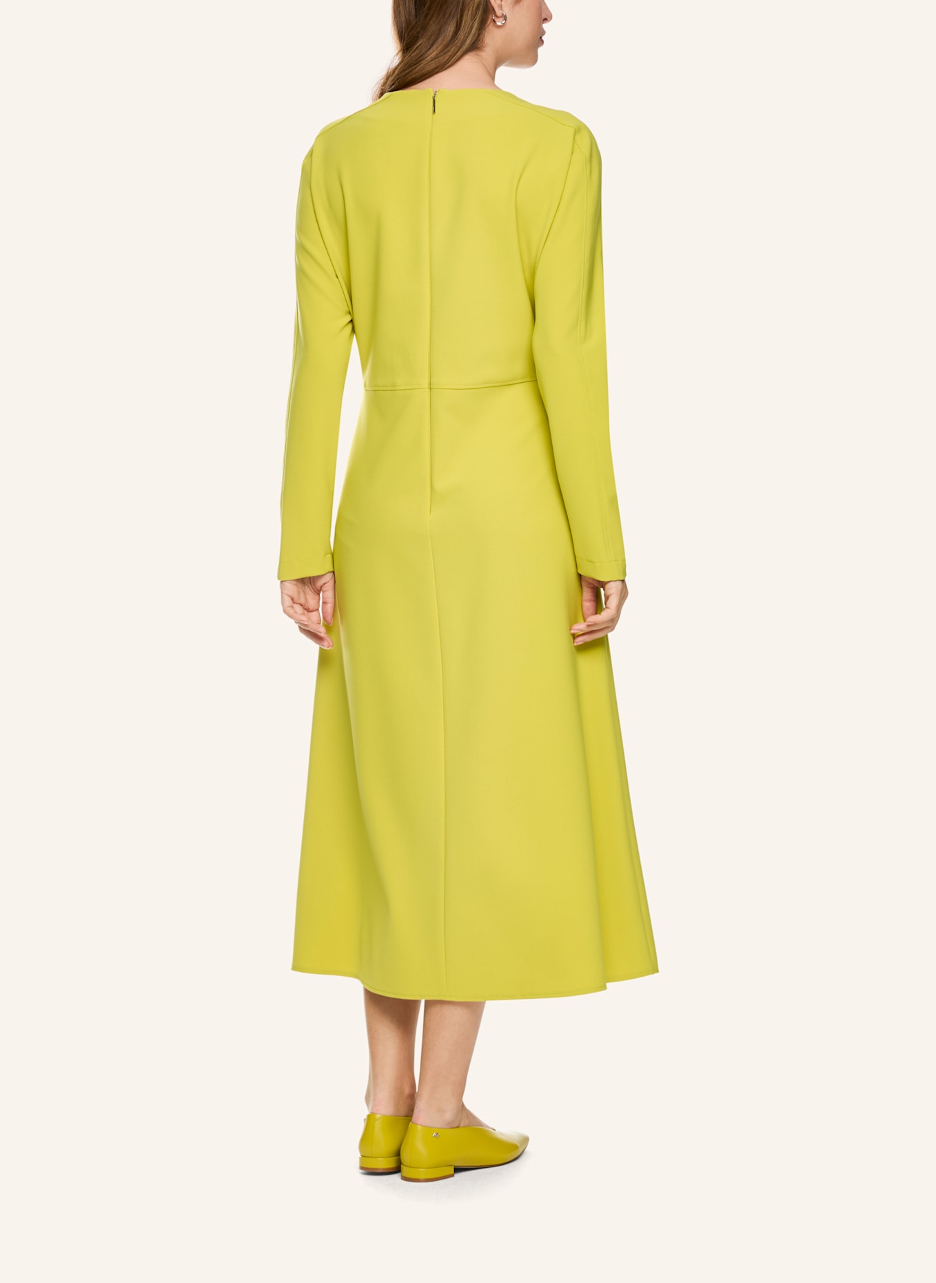 MARC CAIN Kleid: GRÜN