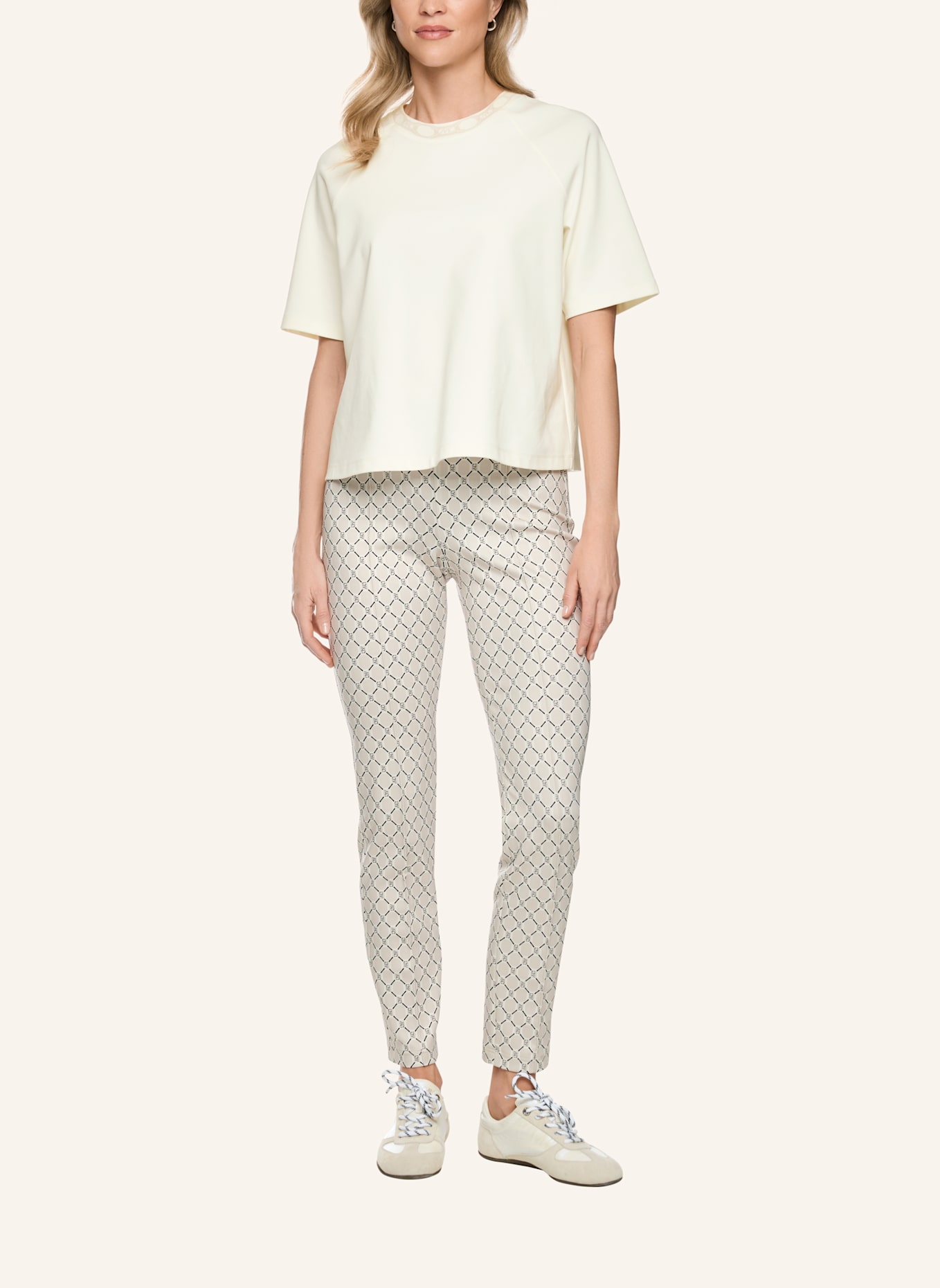 MARC CAIN T-Shirt: WEISS/ CREME