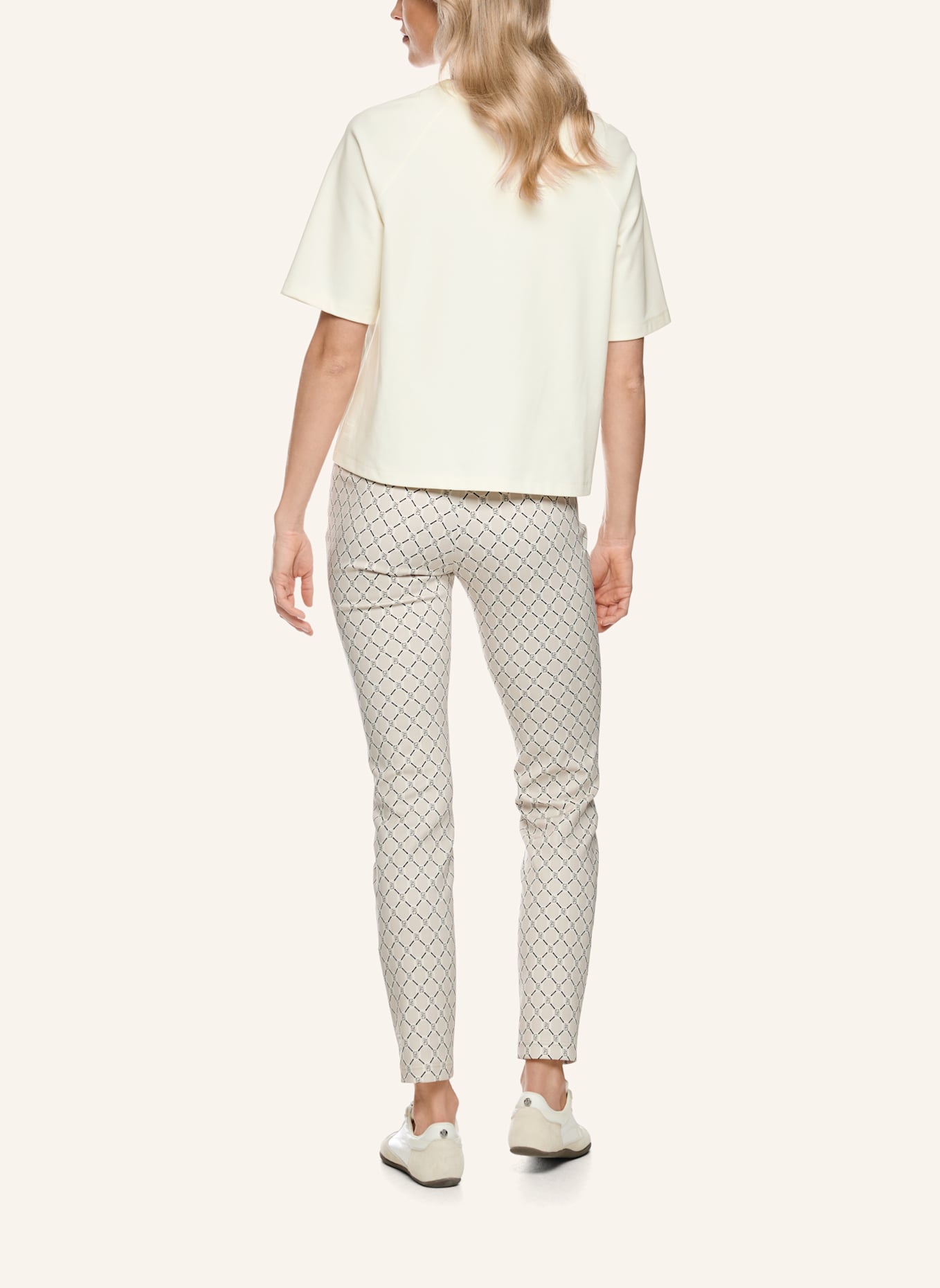 MARC CAIN T-Shirt: WEISS/ CREME