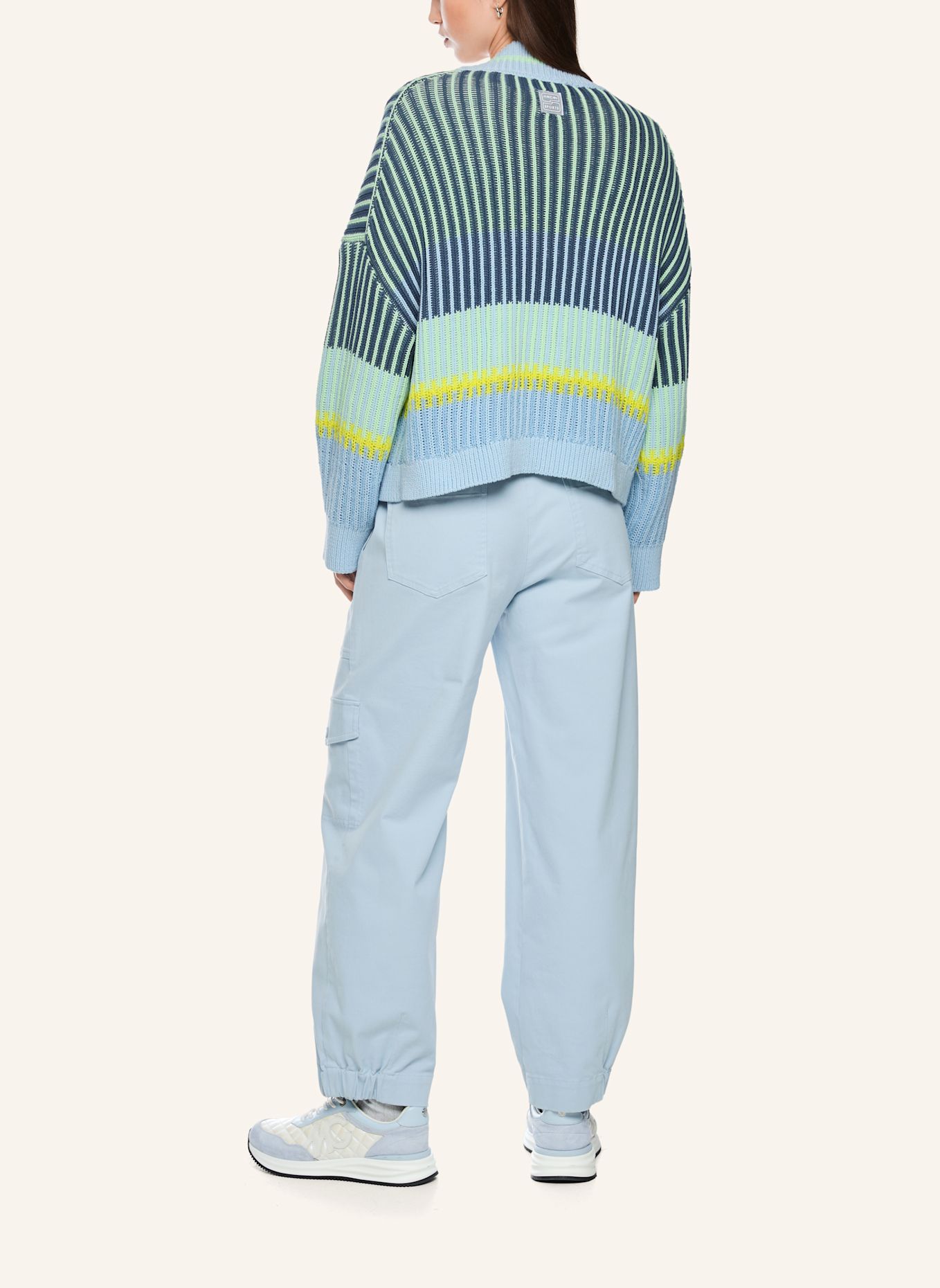 MARC CAIN Cardigan: HELLBLAU