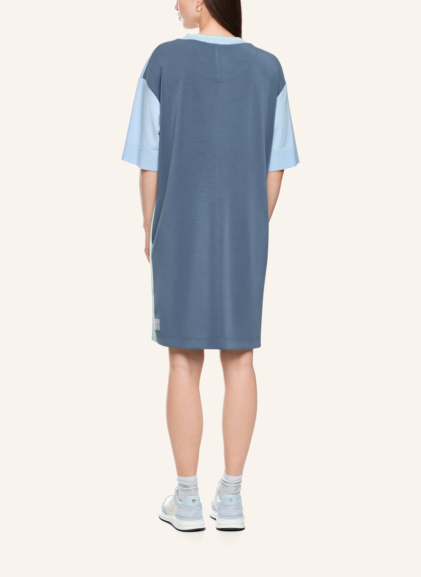 MARC CAIN Kleid: HELLBLAU