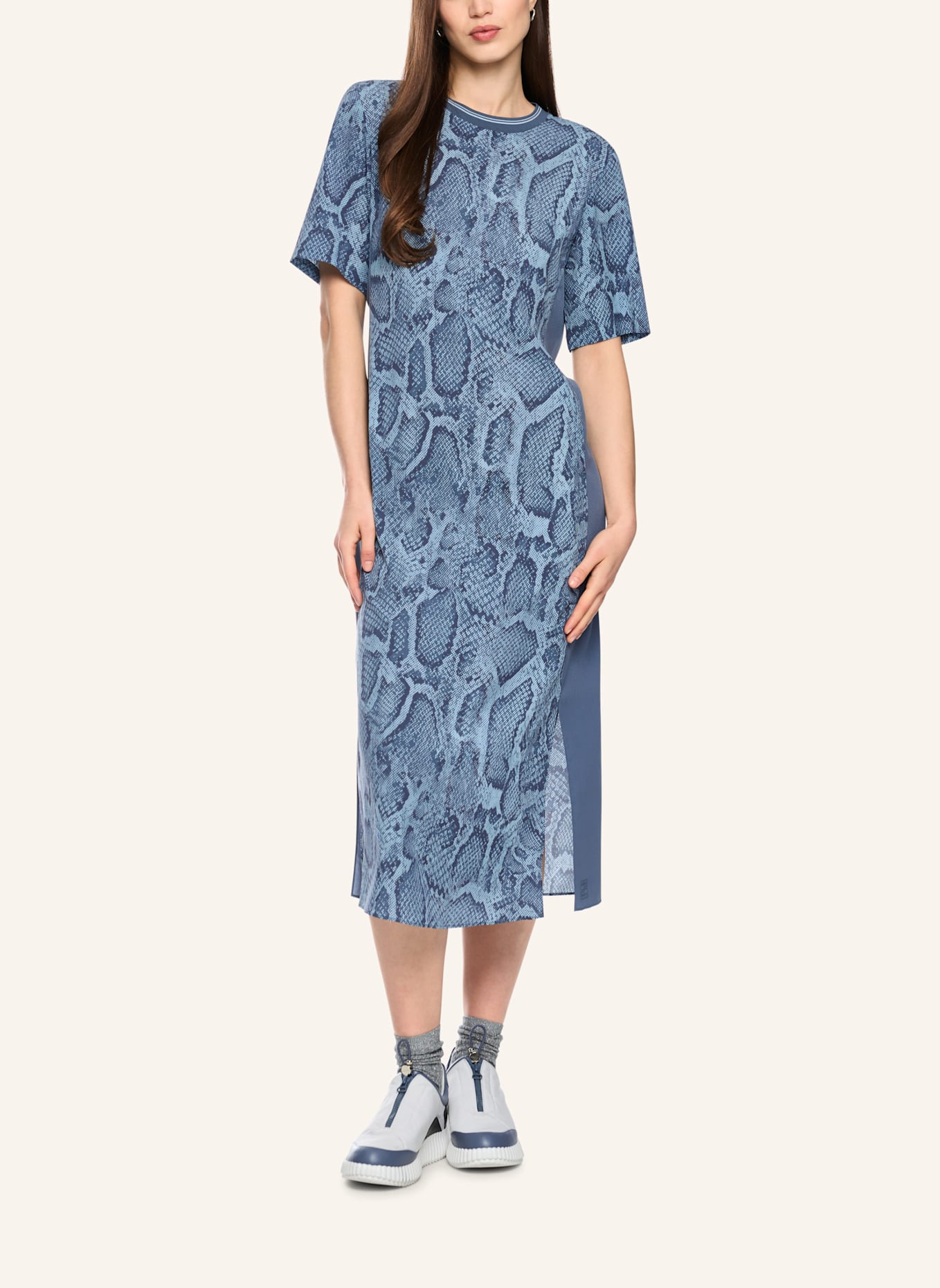 MARC CAIN Kleid: HELLBLAU