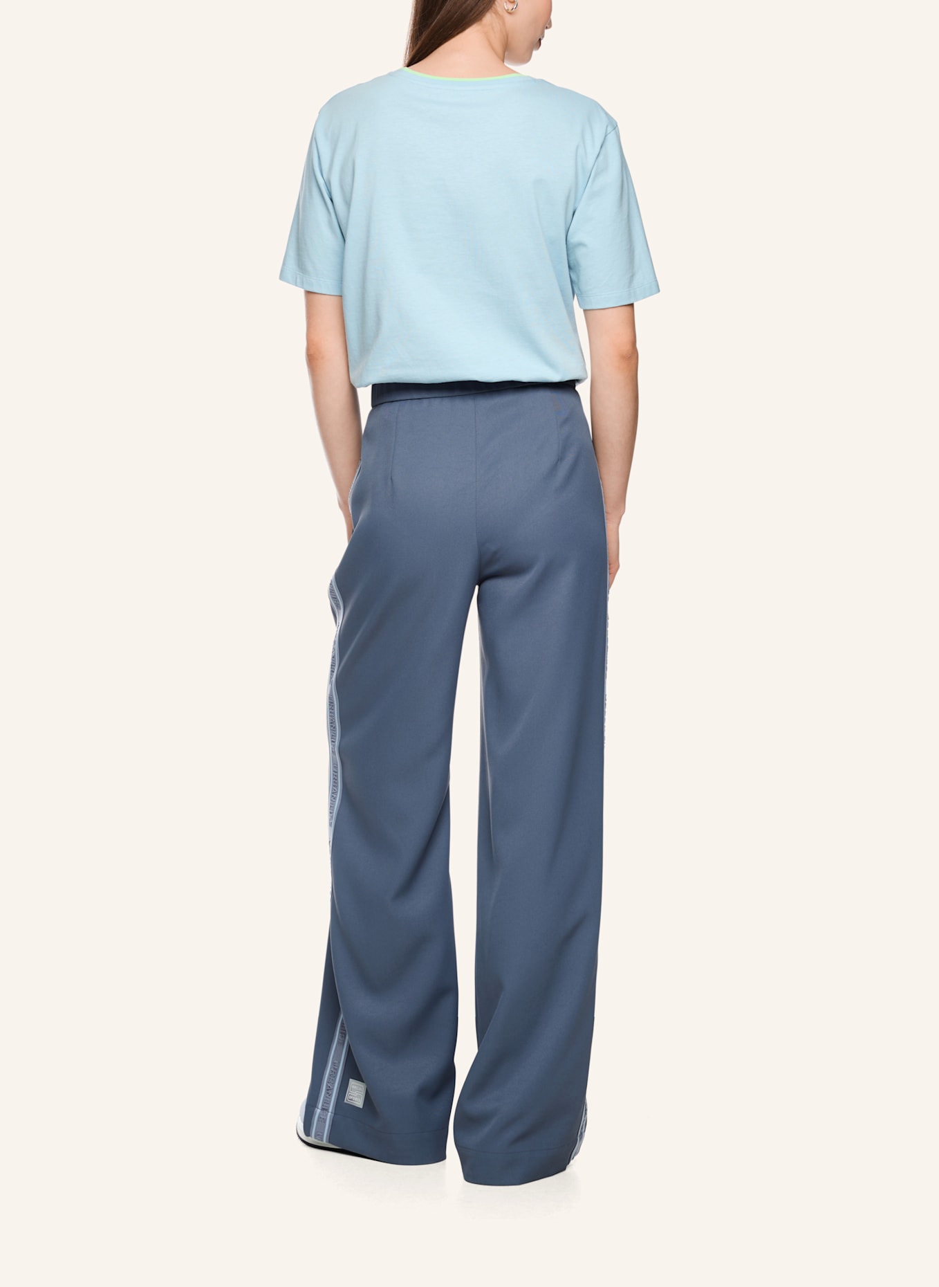 MARC CAIN T-Shirt: HELLBLAU