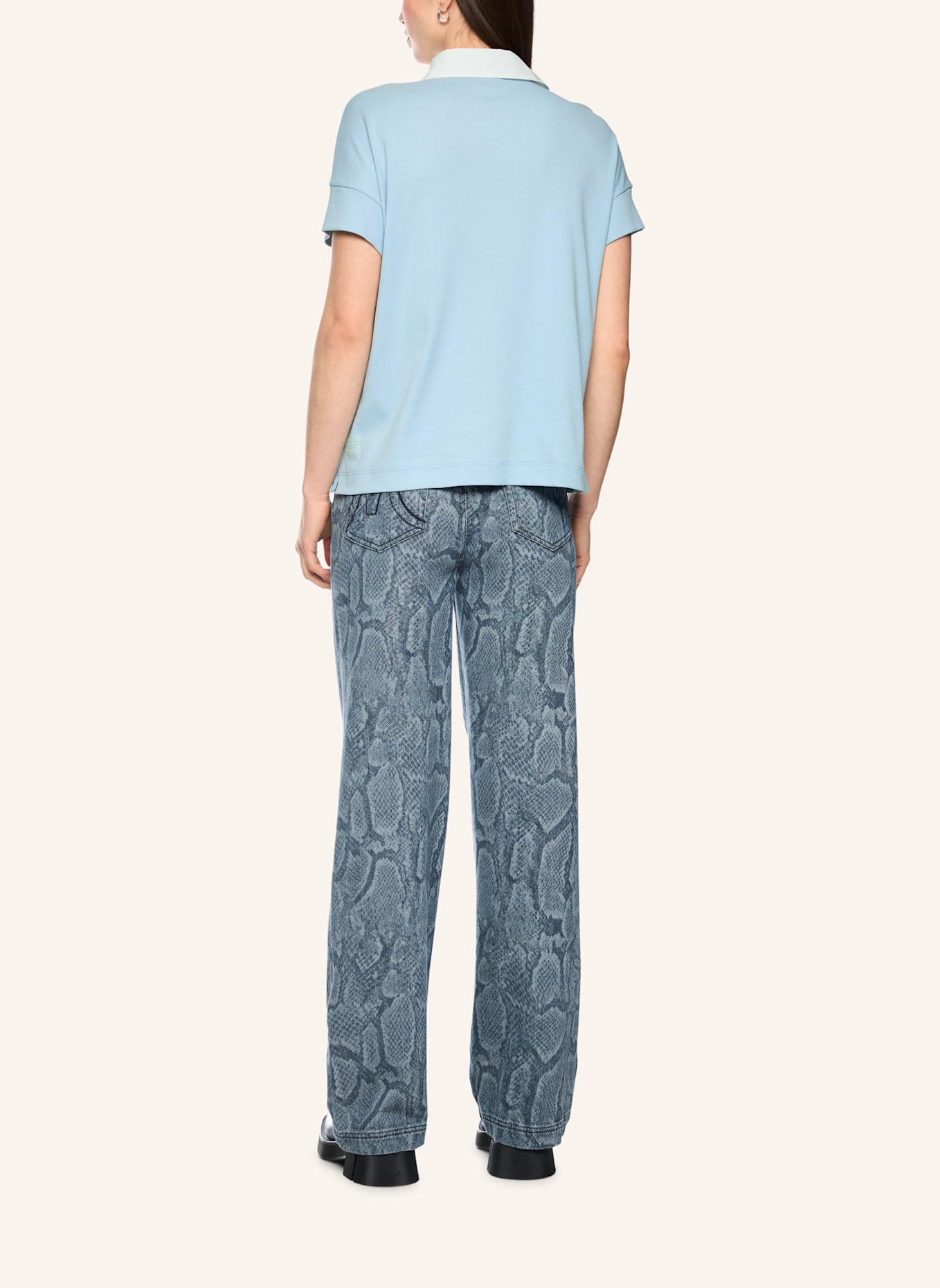 MARC CAIN Poloshirt: HELLBLAU