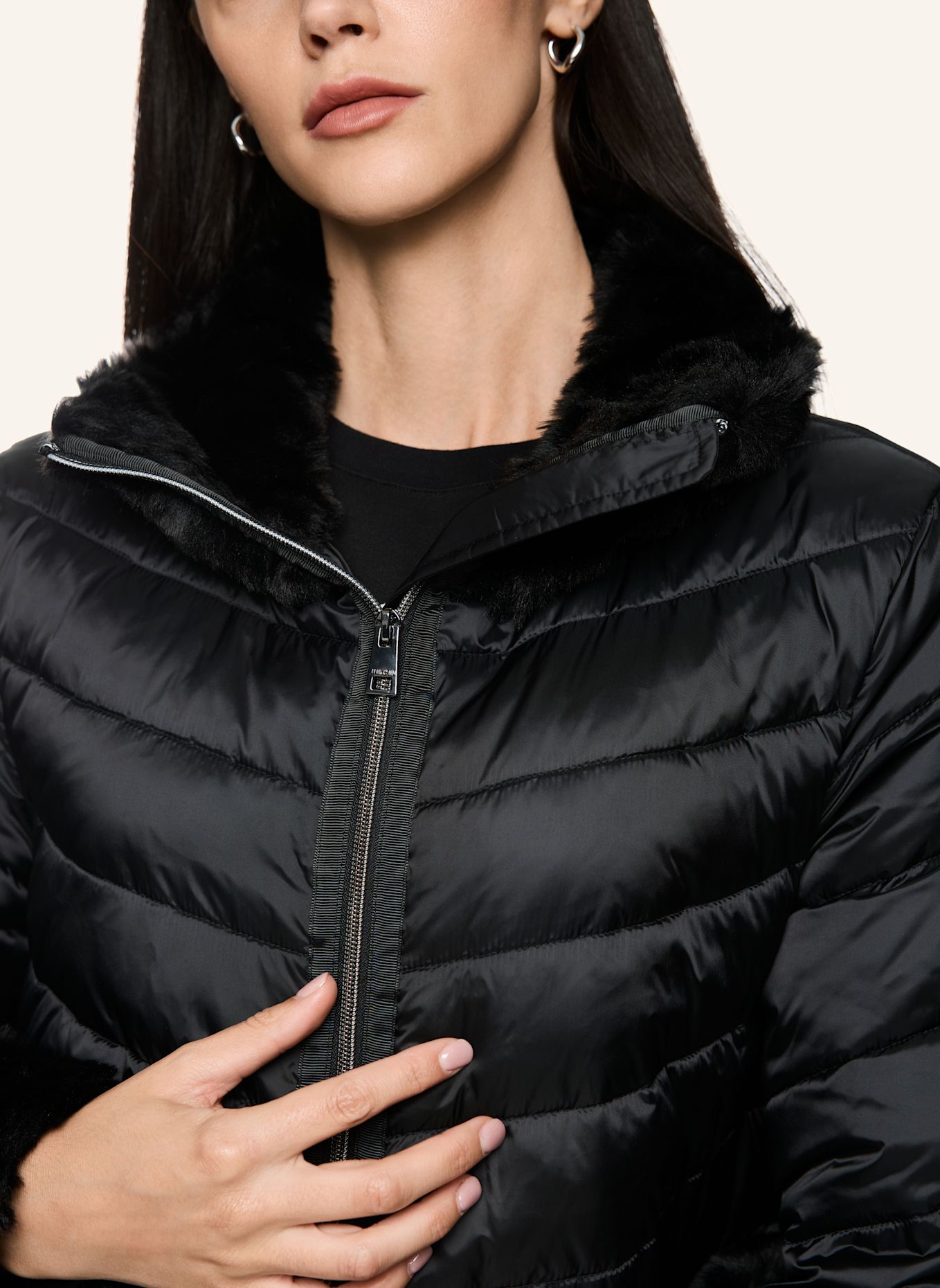 MARC CAIN Outdoor-Jacke: SCHWARZ
