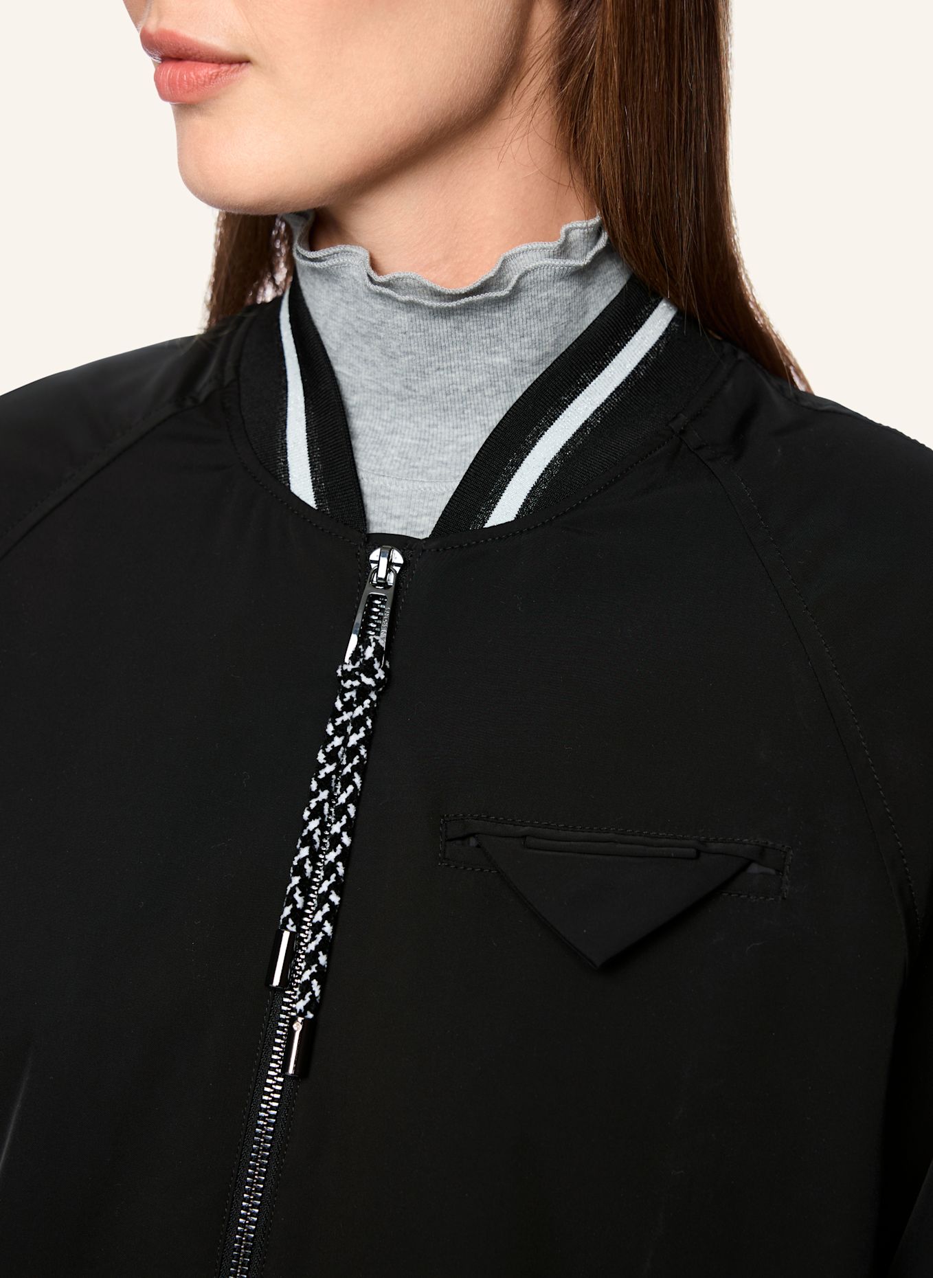 MARC CAIN Jacke: SCHWARZ