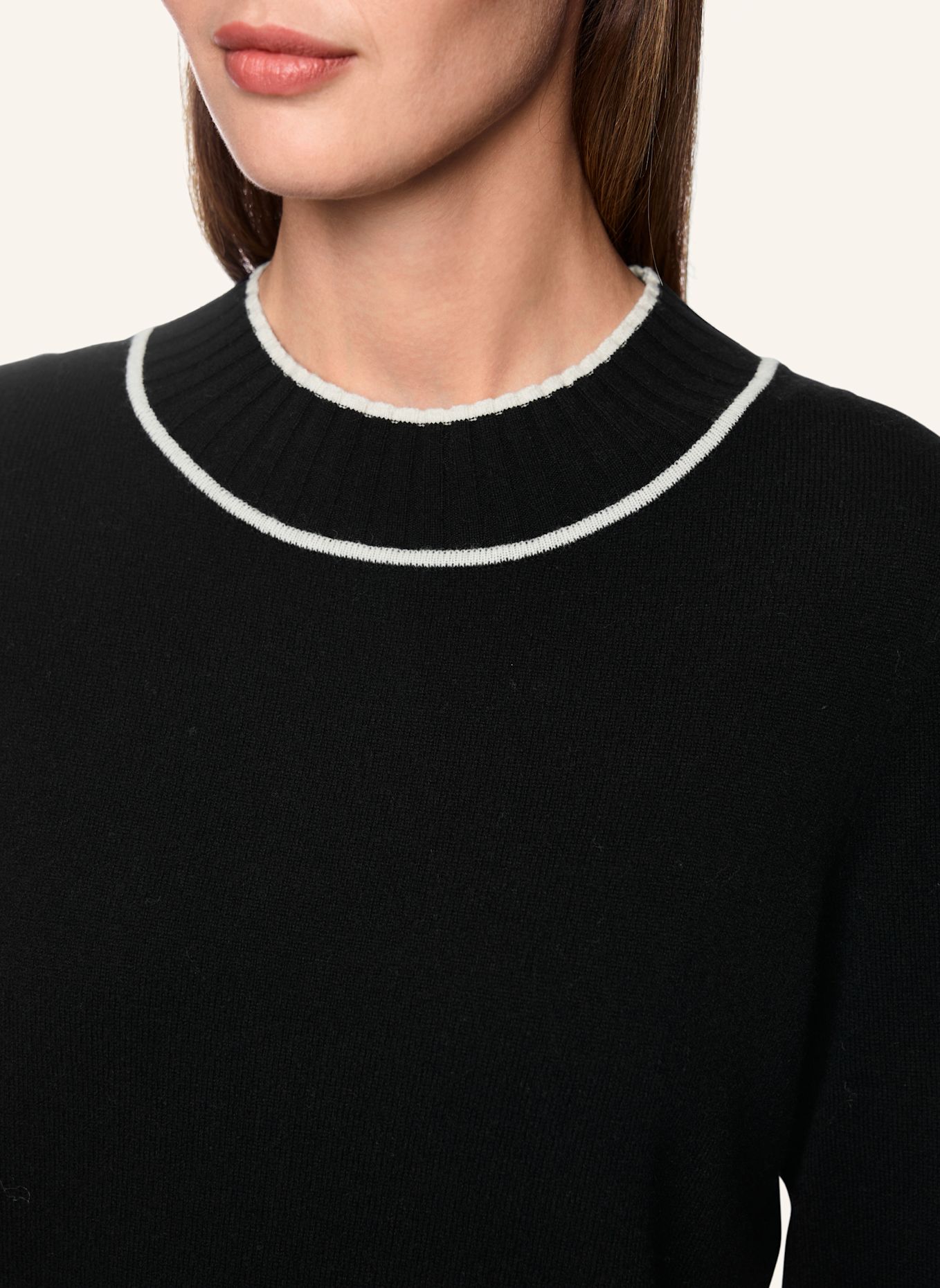 MARC CAIN Pullover: SCHWARZ / WEISS