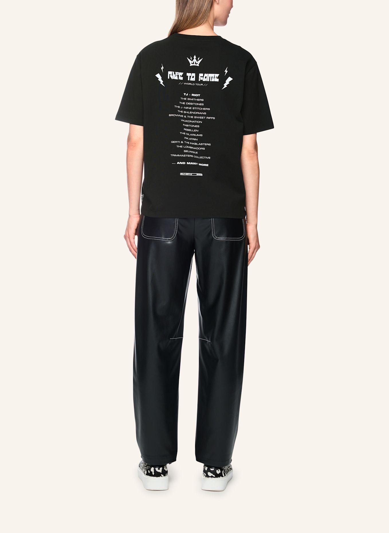MARC CAIN T-Shirt: SCHWARZ