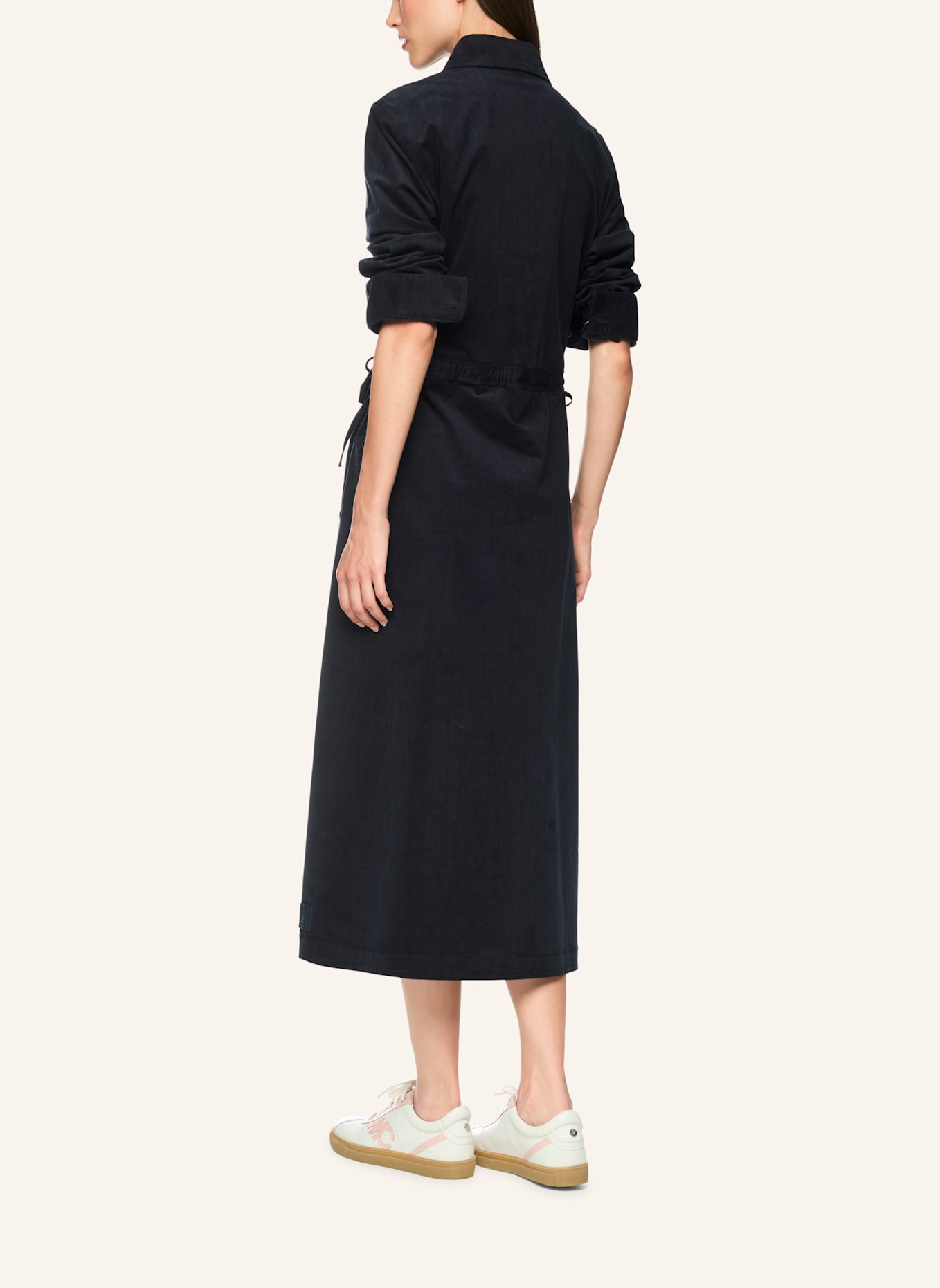 MARC CAIN Hemdblusenkleid aus Cord: DUNKELBLAU