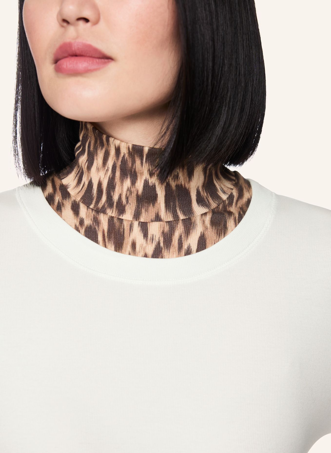 MARC CAIN T-Shirt: WEISS / CREME
