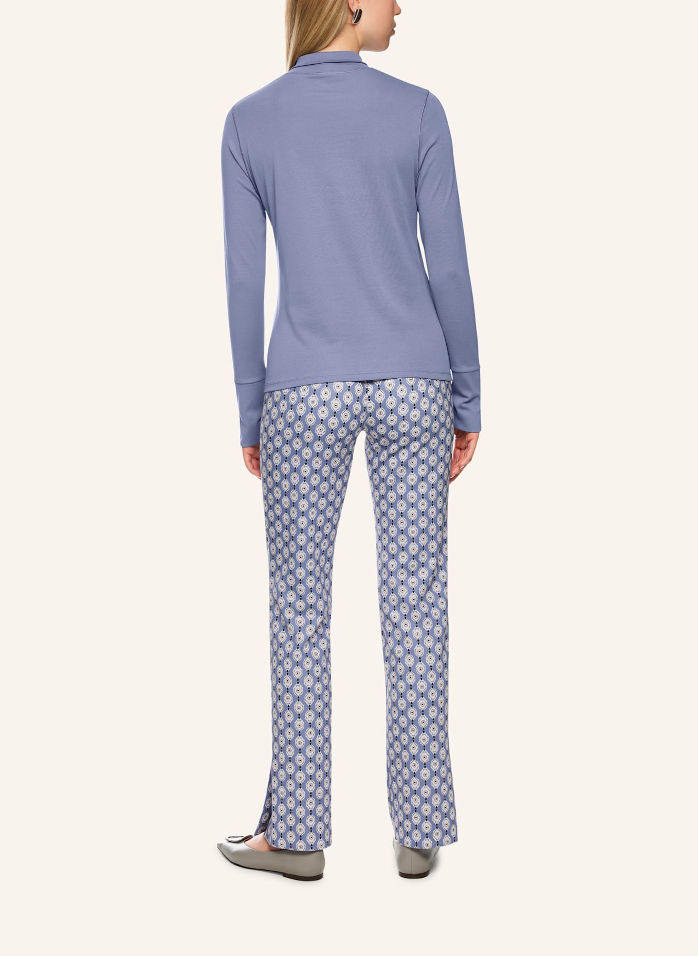 MARC CAIN Longsleeve mit Schmucksteinen: LILA