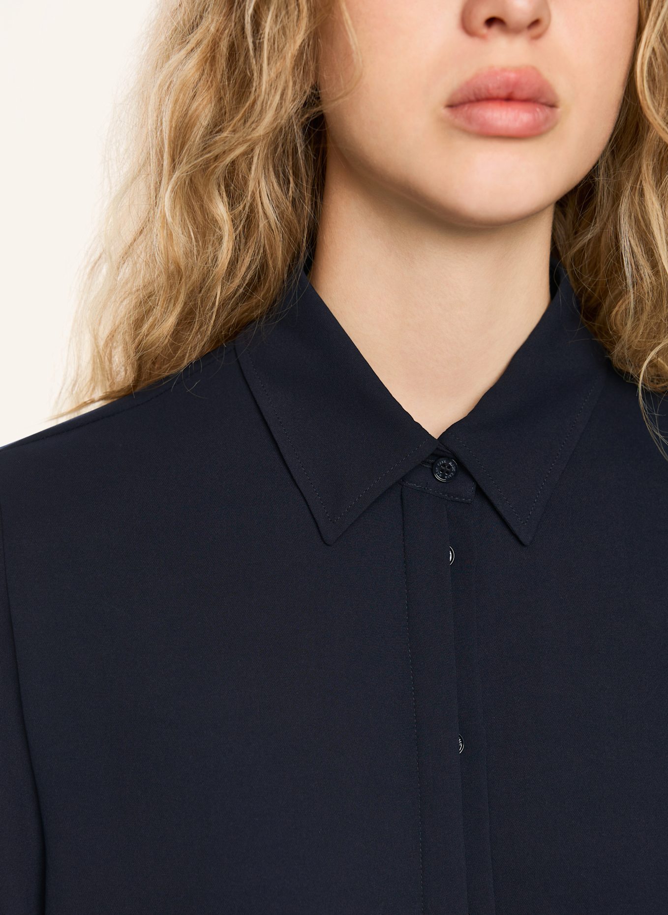 MARC CAIN Bluse: DUNKELBLAU