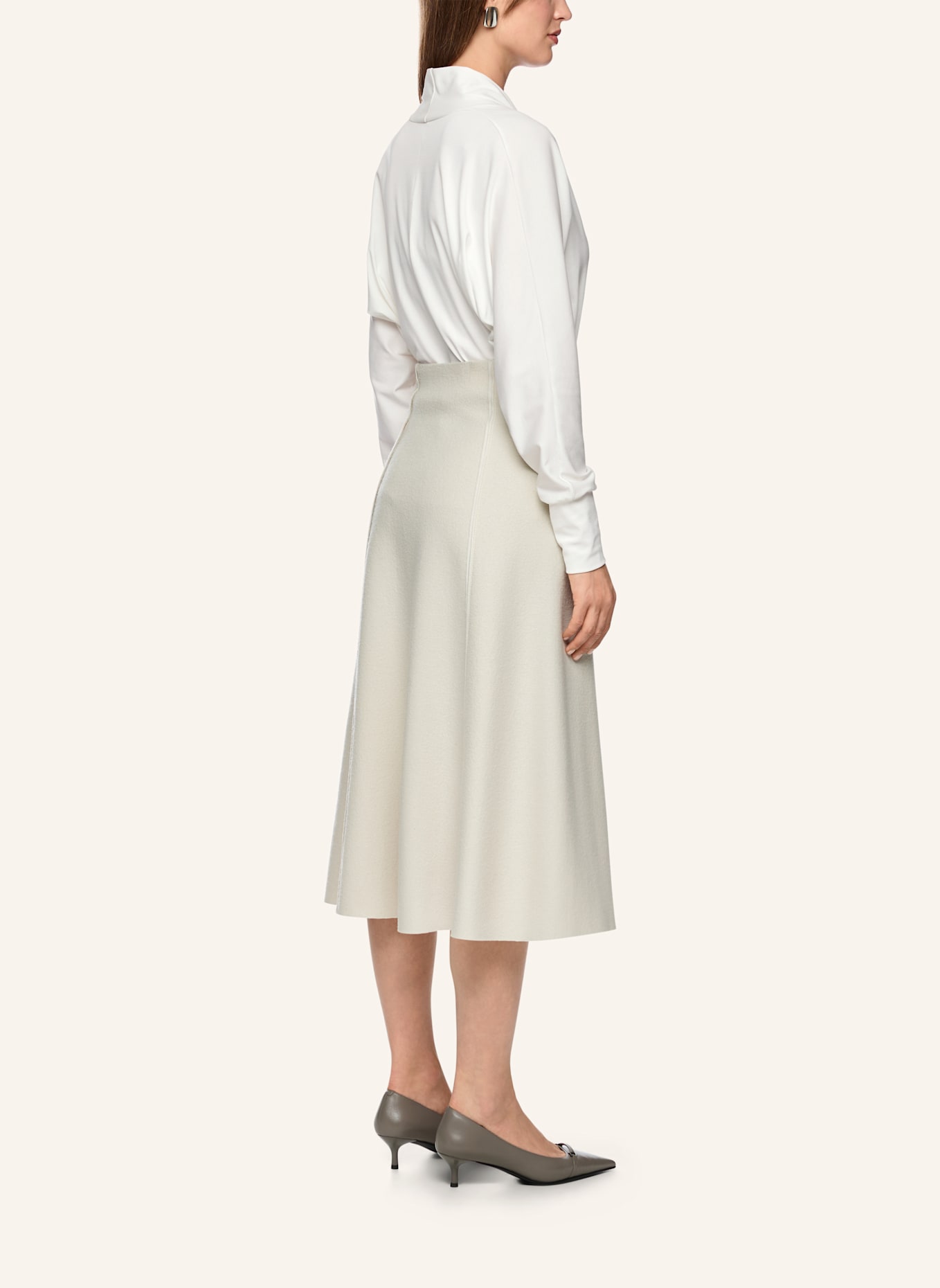 MARC CAIN Longsleeve in Wickeloptik: WEISS/ CREME