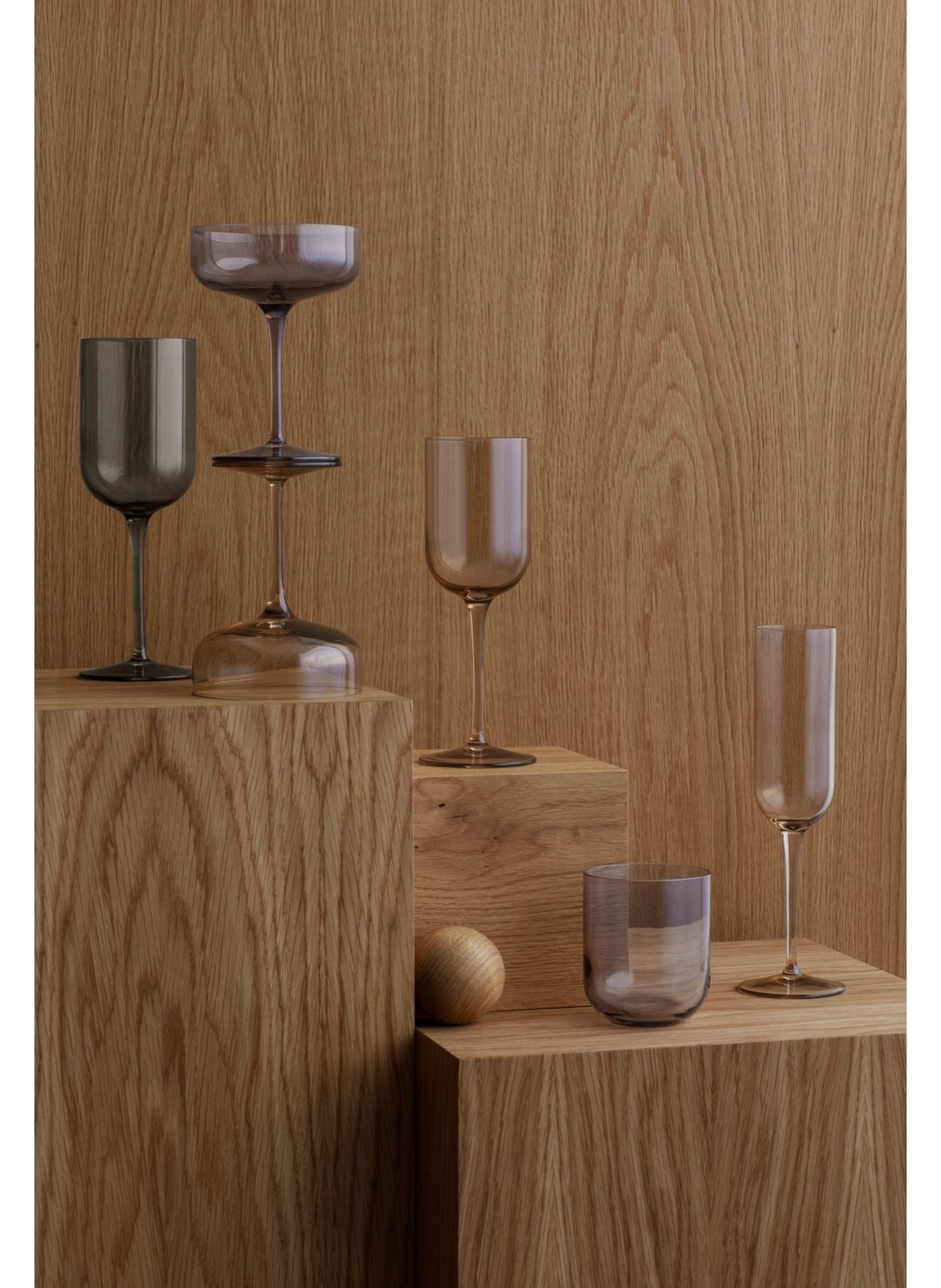 blomus Weißweingläser FUUM 4er-Set: DUNKELGRAU