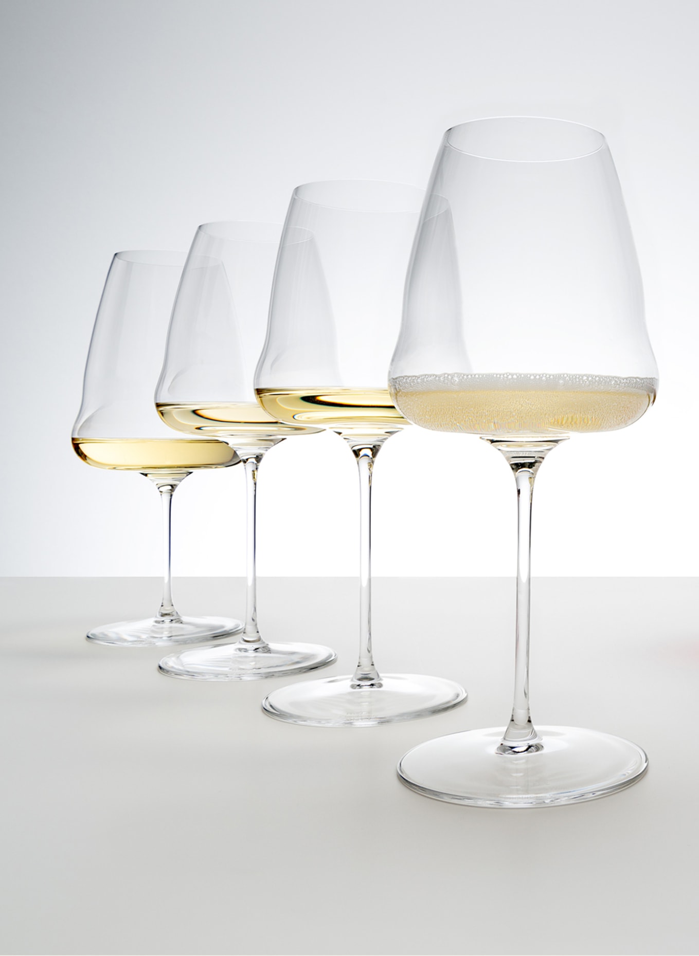 RIEDEL Weißweinglas WINEWINGS SAUVIGNON BLANC, Farbe: WEISS (Bild 2)