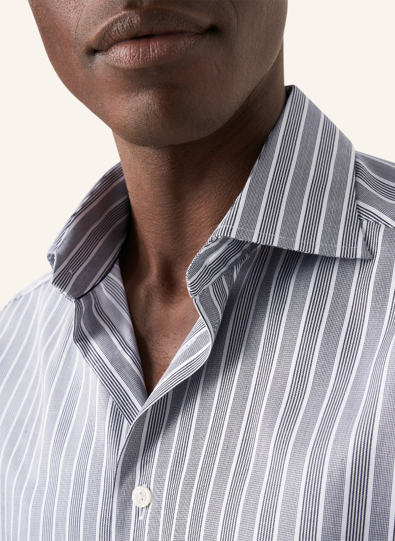 ETON Contemporary fit Hemd aus Baumwoll-TENCEL™-Stretch, Farbe: SCHWARZ (Bild 3)