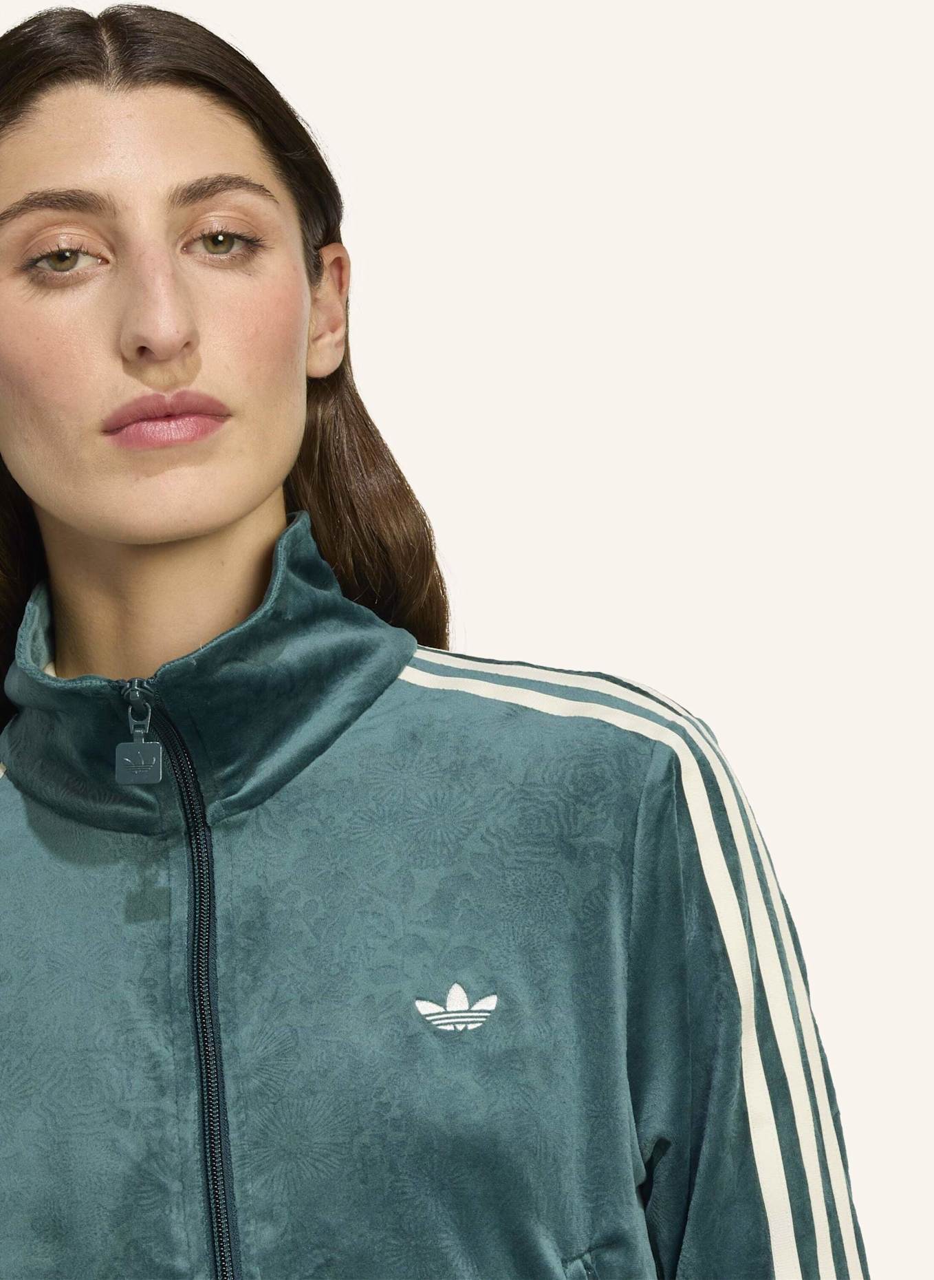 adidas Originals ADIDAS ORIGINALS X LIBERTY LONDON FIREBIRD ORIGINALS JACKE, GEPRÄGTER SAMT: GRÜN
