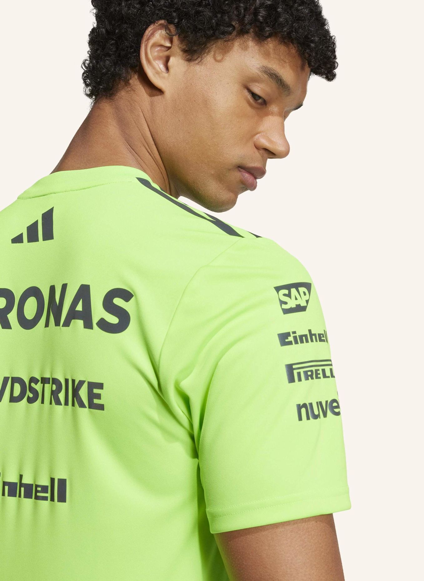 adidas MERCEDES - AMG PETRONAS FORMULA ONE TEAM SET-UP T-SHIRT: GRÜN/ SCHWARZ