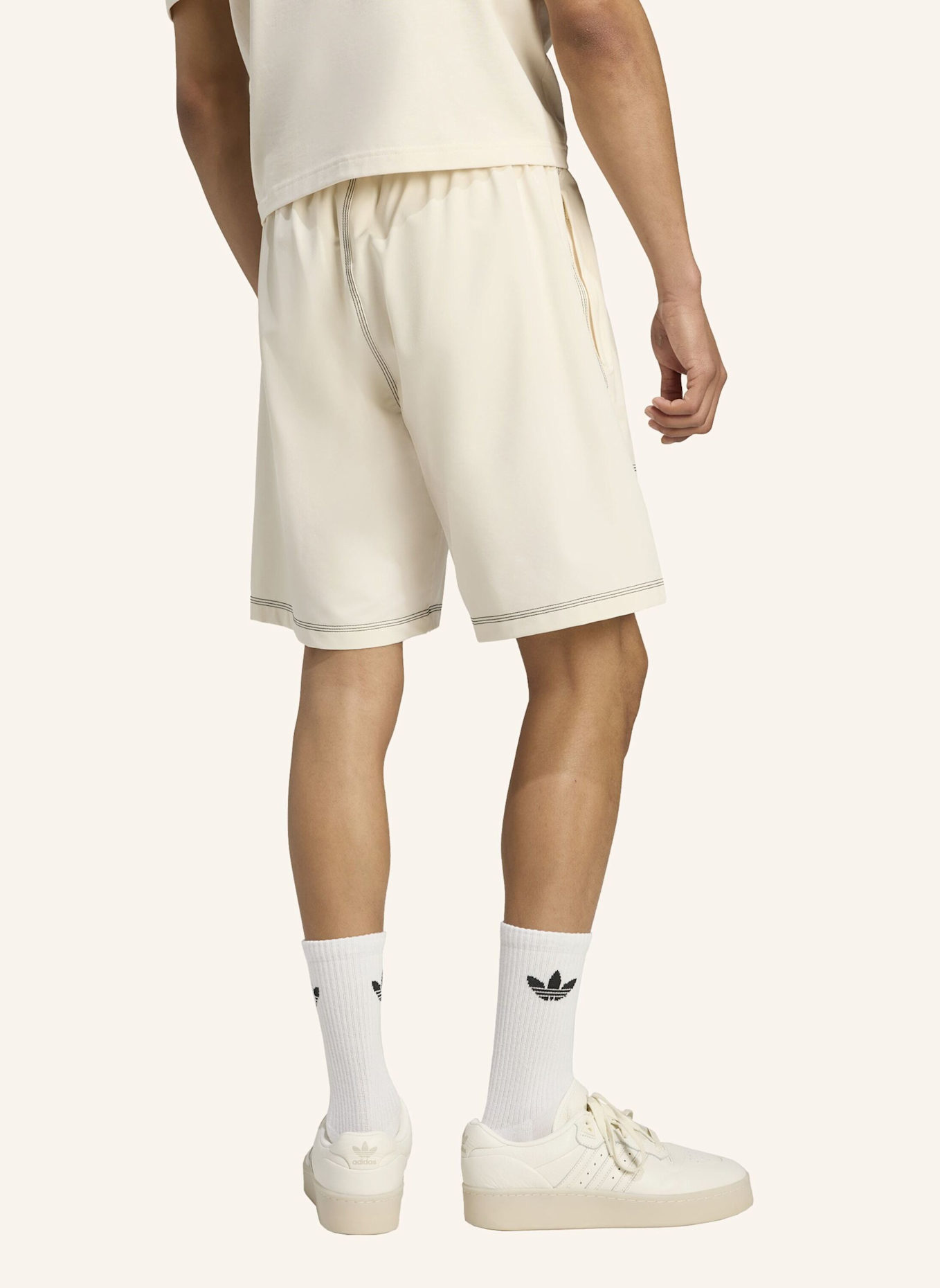 adidas Originals TREFOIL ESSENTIALS SHORTS: WEISS