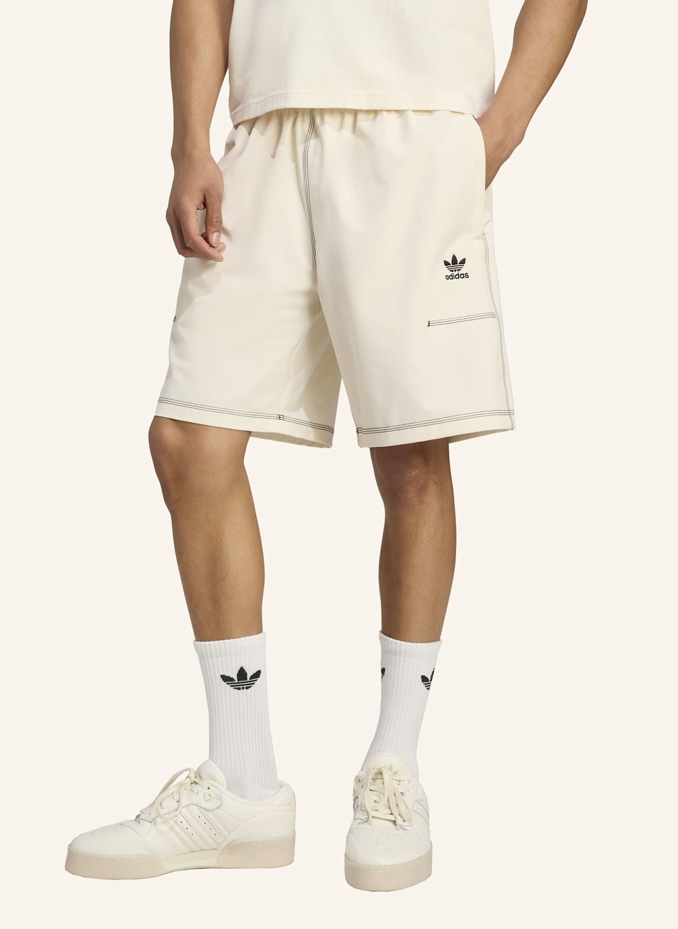 adidas Originals TREFOIL ESSENTIALS SHORTS: WEISS
