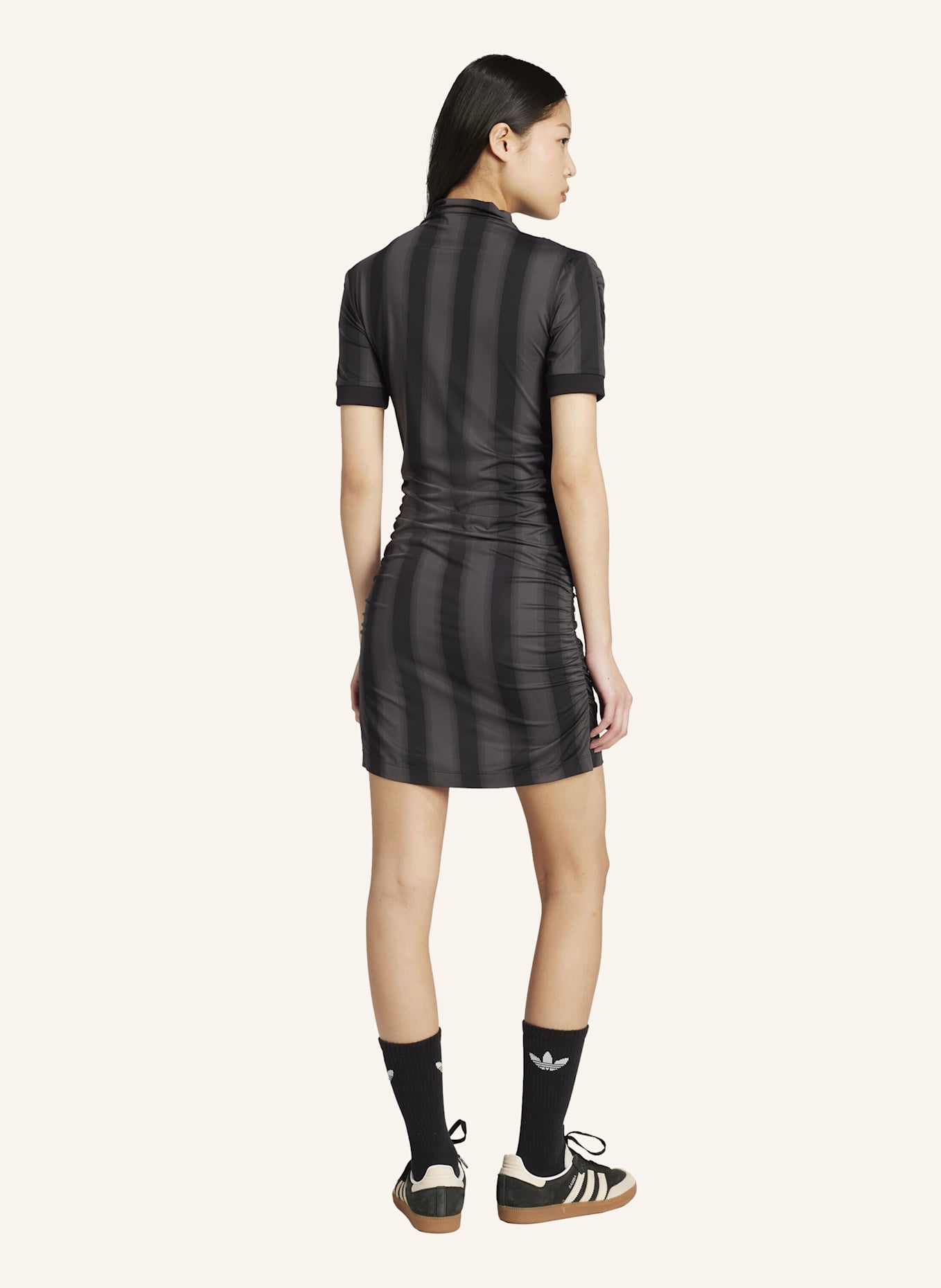adidas Originals MINIKLEID: SCHWARZ