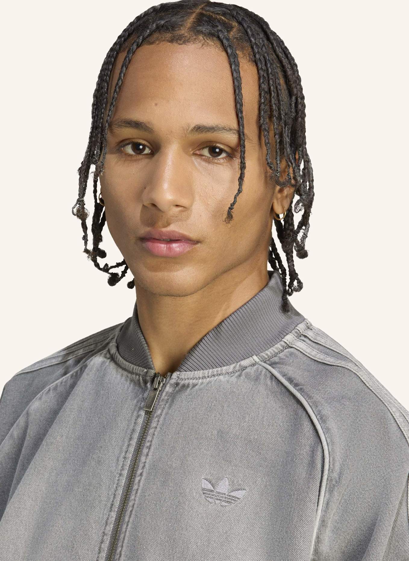 adidas Originals SST ADICOLOR LOOSE SST JEANSJACKE, BLACK WASH: GRAU