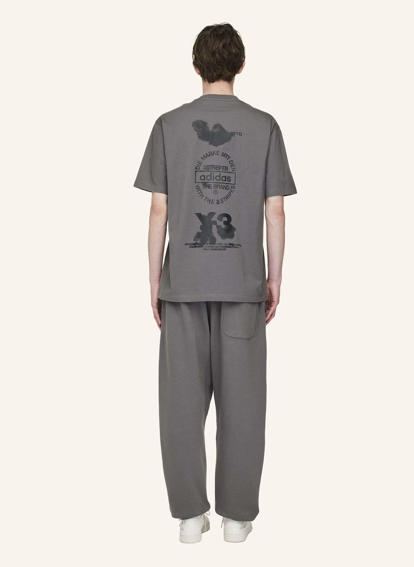 Y-3 Y-3 GRAPHIC T-SHIRT: GRAU