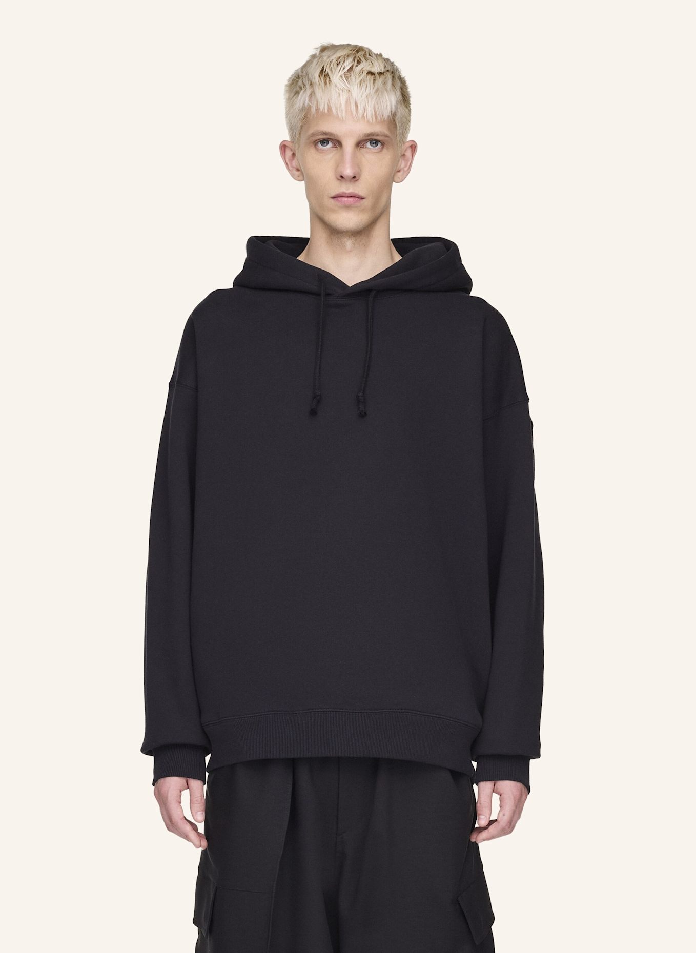 Y-3 Y-3 GRAPHIC HOODIE: SCHWARZ