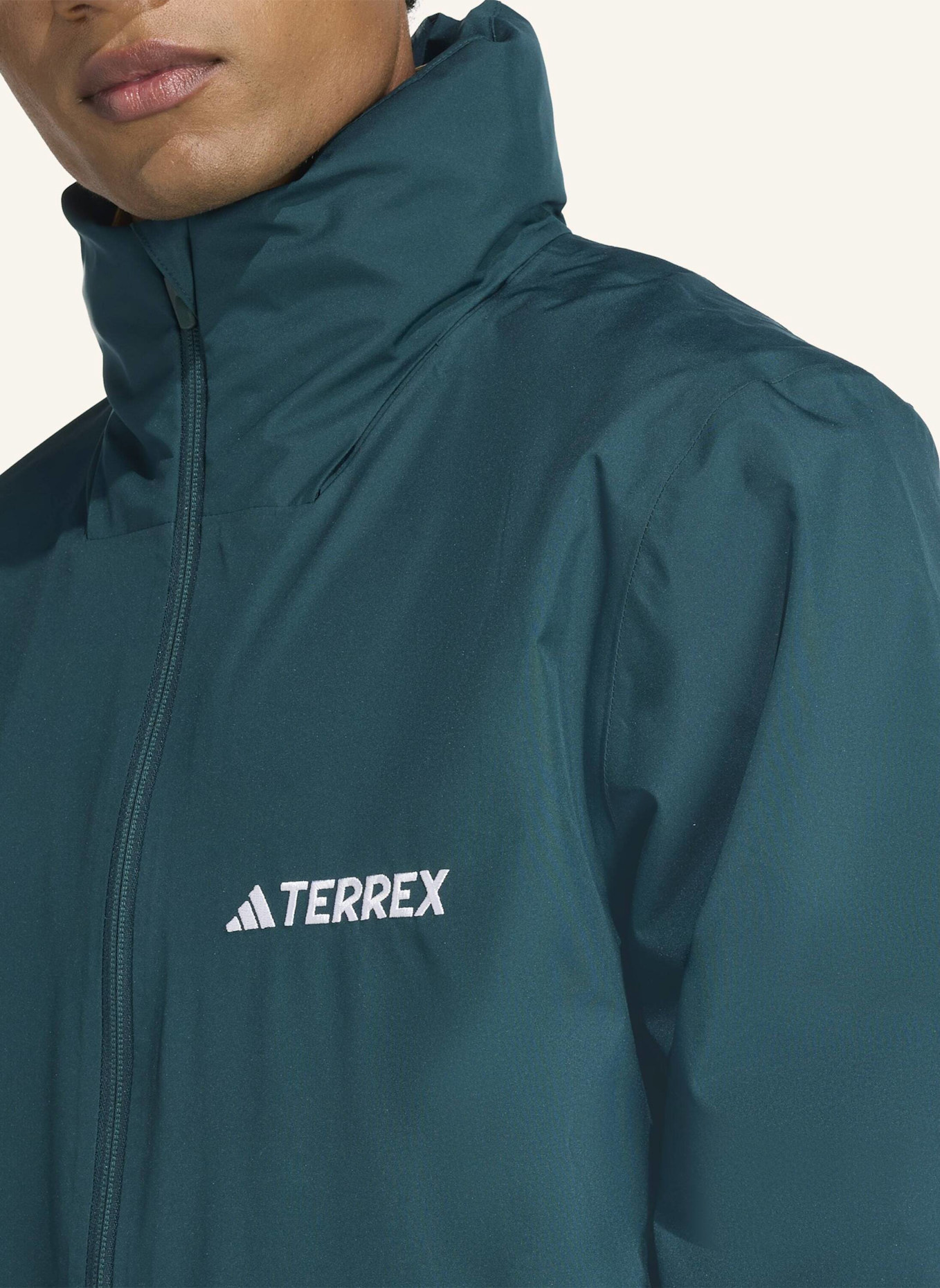 adidas TERREX Regenjacke MULTI ESSENTIALS 2L: GRÜN