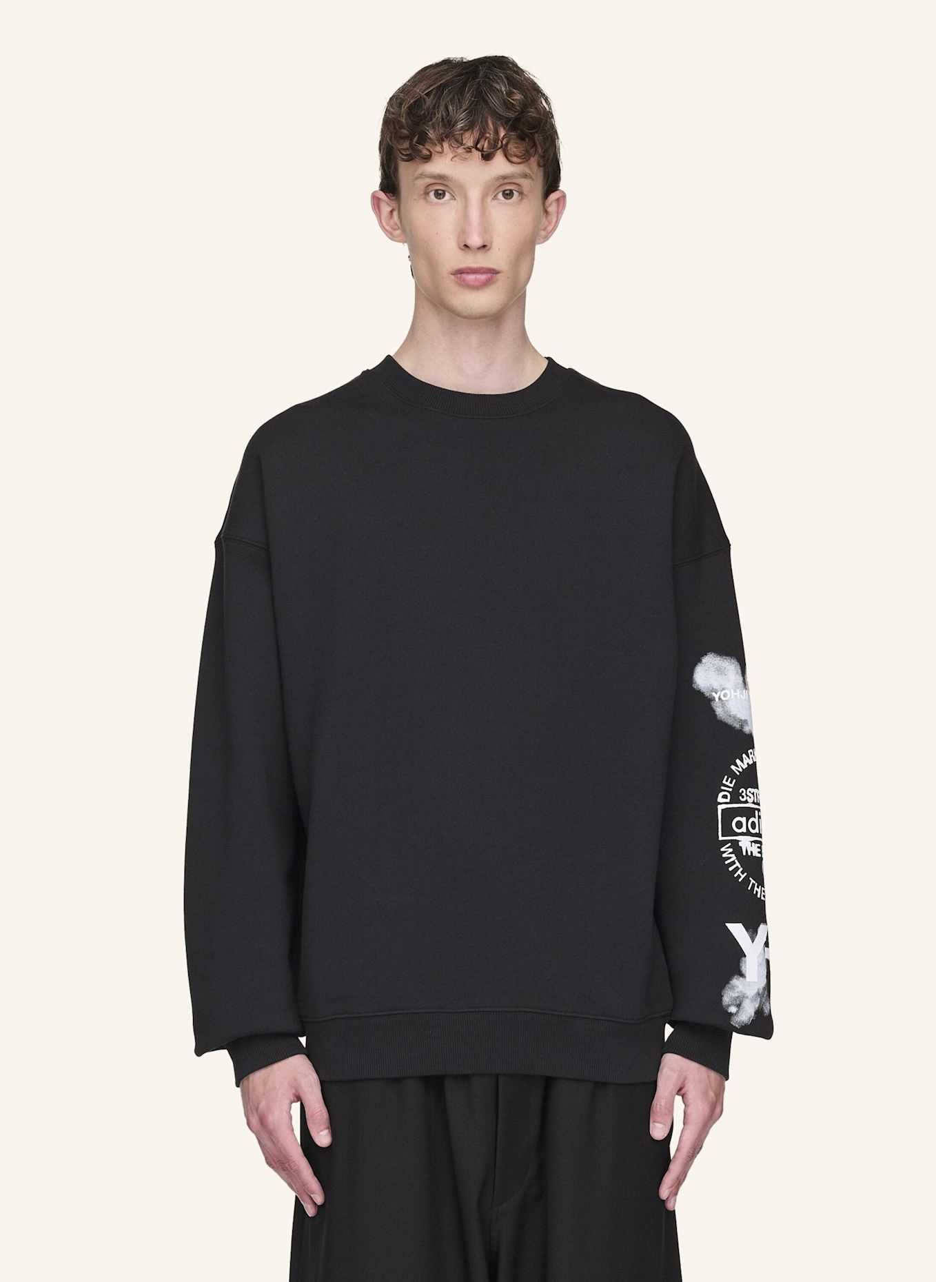 Y-3 Y-3 GRAFIK CREW SWEATSHIRT: SCHWARZ