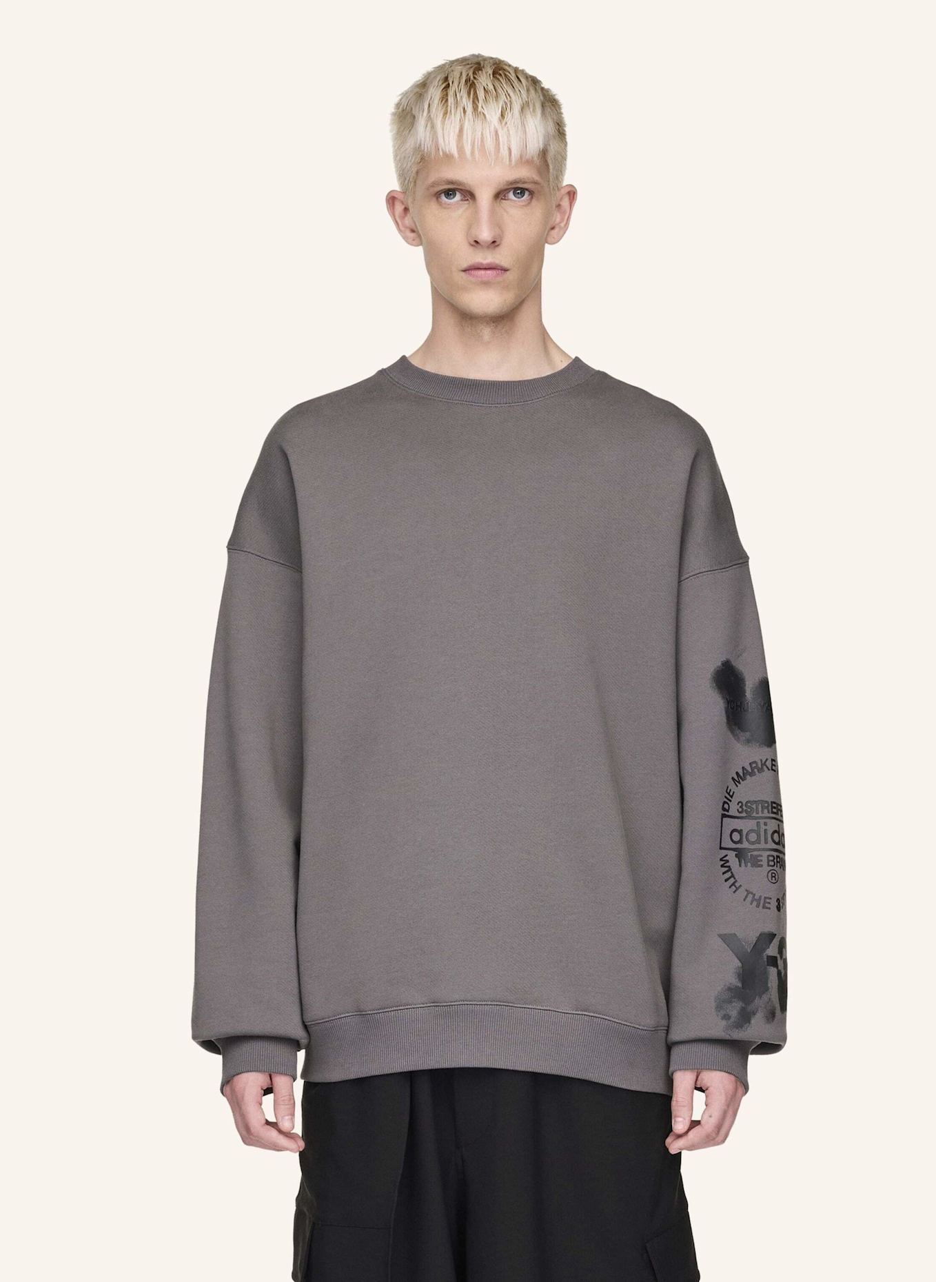 Y-3 Y-3 GRAFIK CREW SWEATSHIRT: GRAU