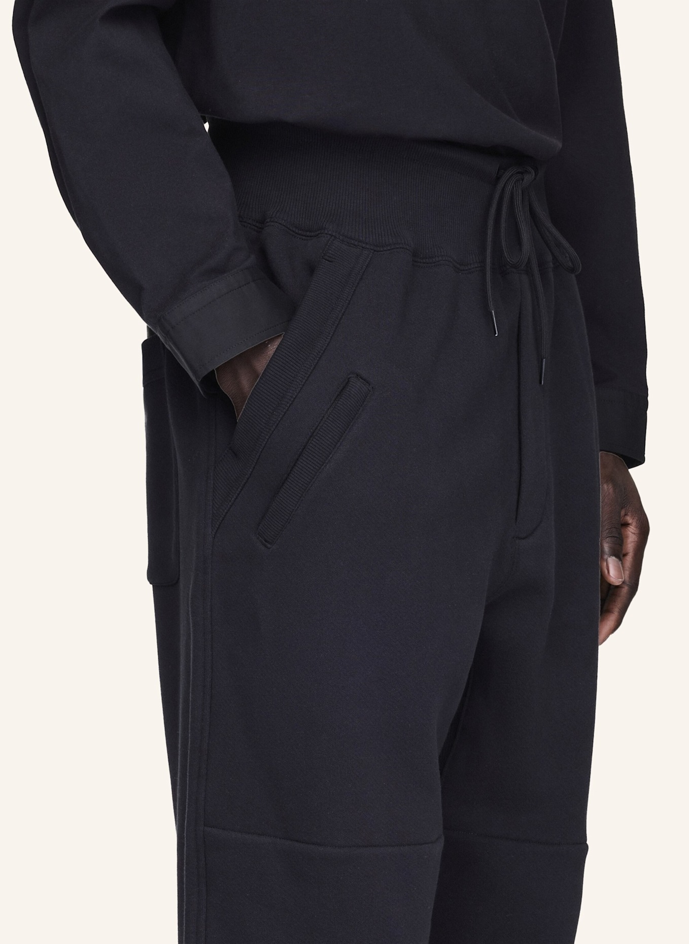 Y-3 Y-3 CUFFED TRAININGSHOSE: SCHWARZ