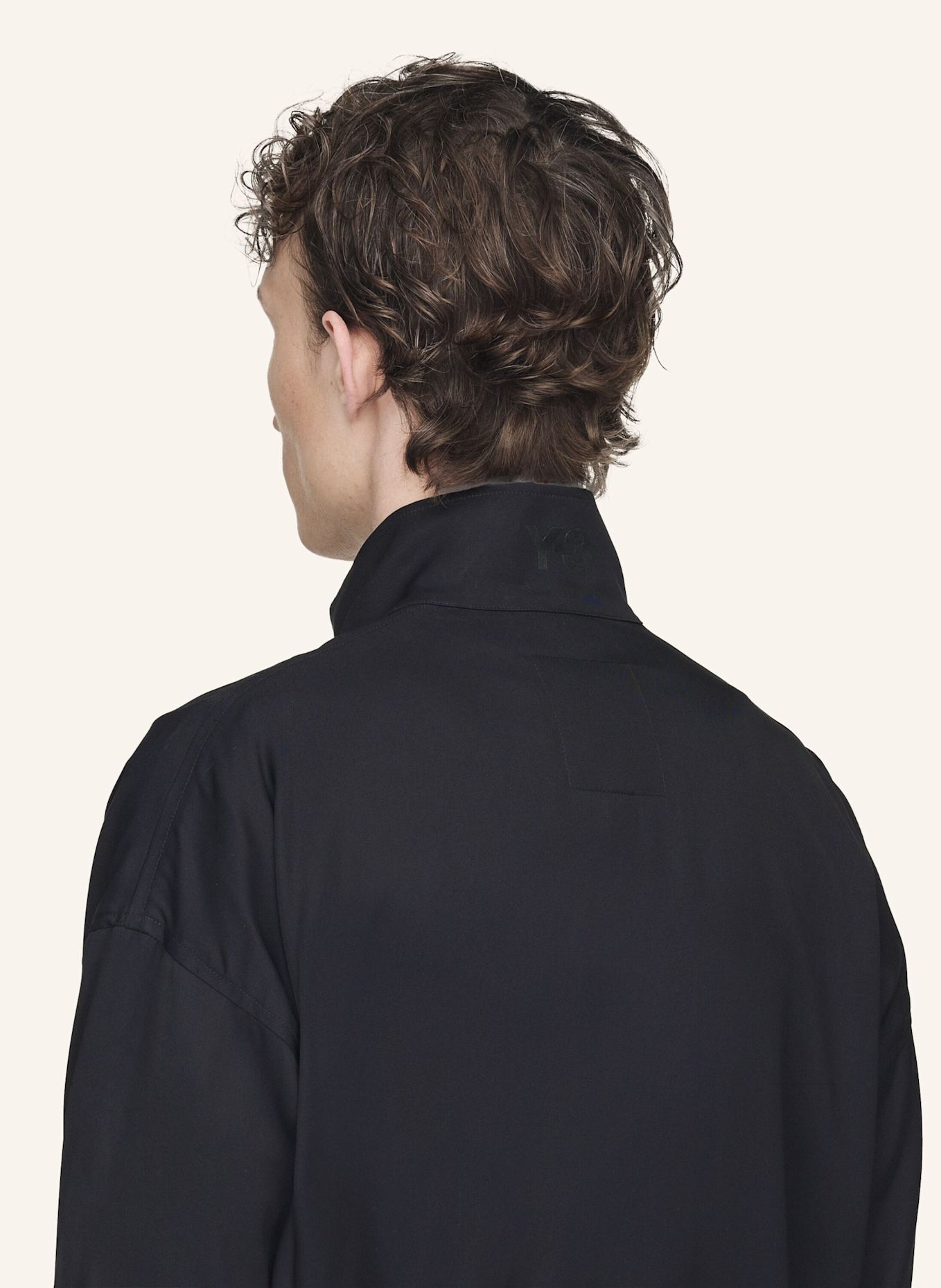 Y-3 Y-3 OBERTEIL AUS VISKOSE-TWILL MIT REISSVERSCHLUSS: SCHWARZ