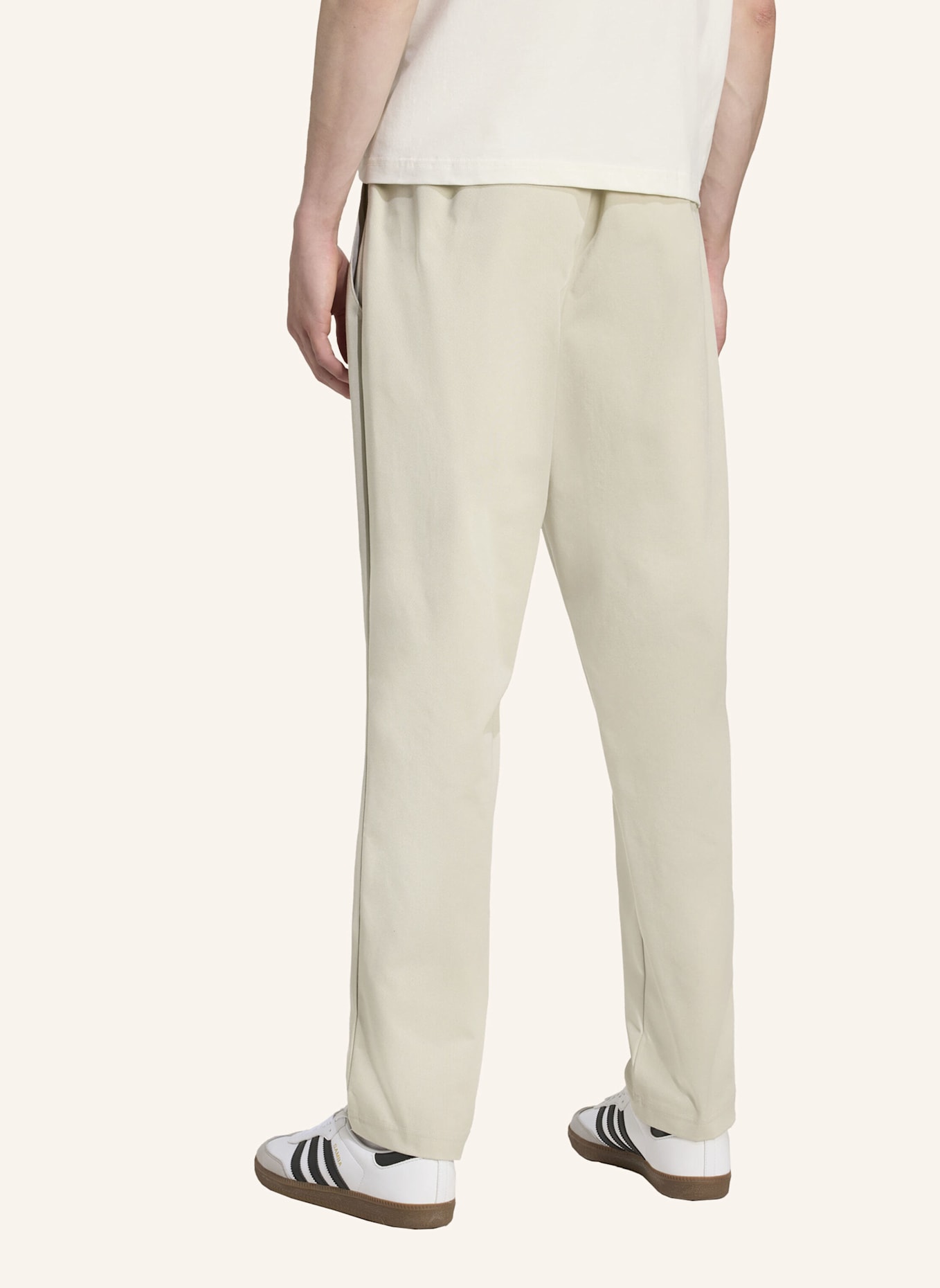 adidas MERCEDES - AMG PETRONAS FORMULA ONE TEAM SUMMER CHINO HOSE: BEIGE