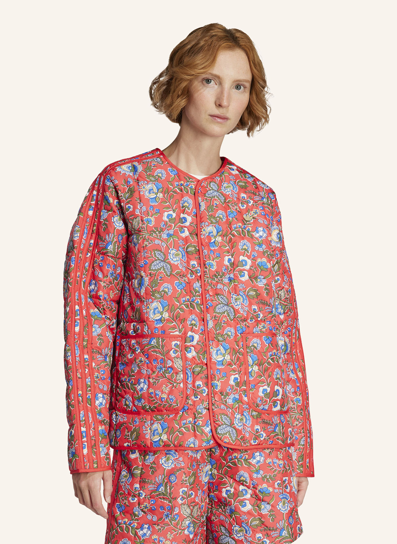 adidas Originals ADIDAS ORIGINALS X LIBERTY LONDON STEPPJACKE: ROT