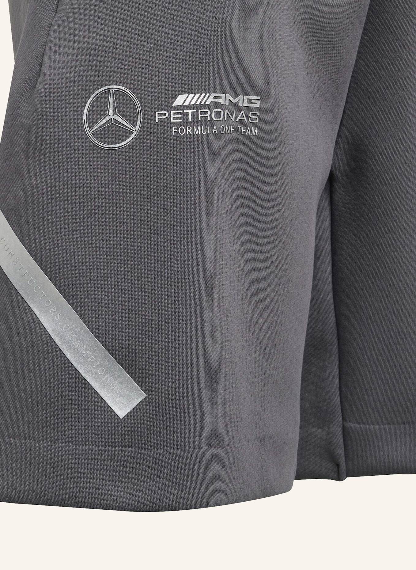 adidas MERCEDES-AMG PETRONAS FORMULA ONE TEAM SILVER ARROWS KIDS SHORTS: GRAU