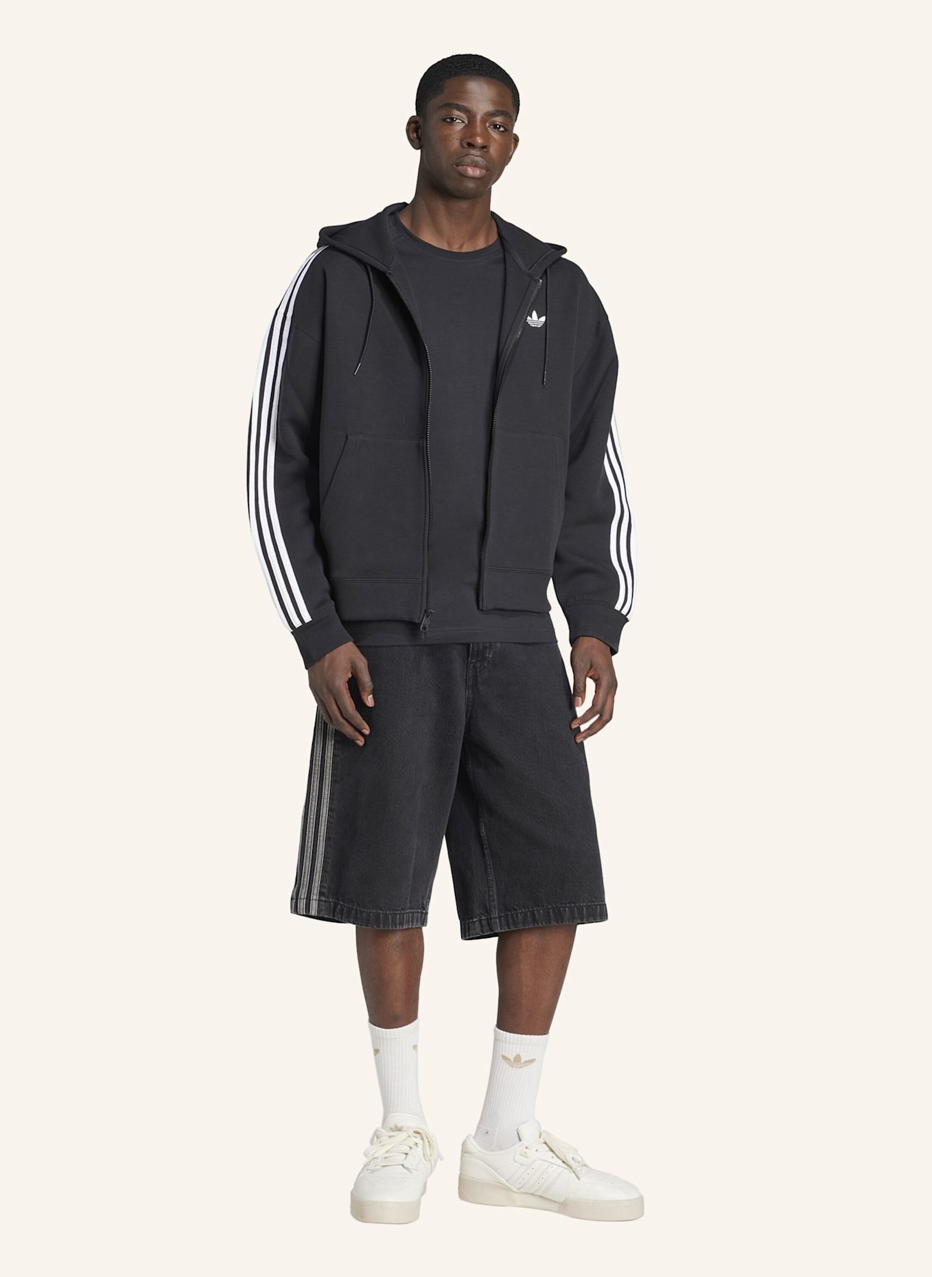 adidas Originals ADIDAS ADICOLOR SPACER KAPUZENJACKE, OVERSIZED: SCHWARZ
